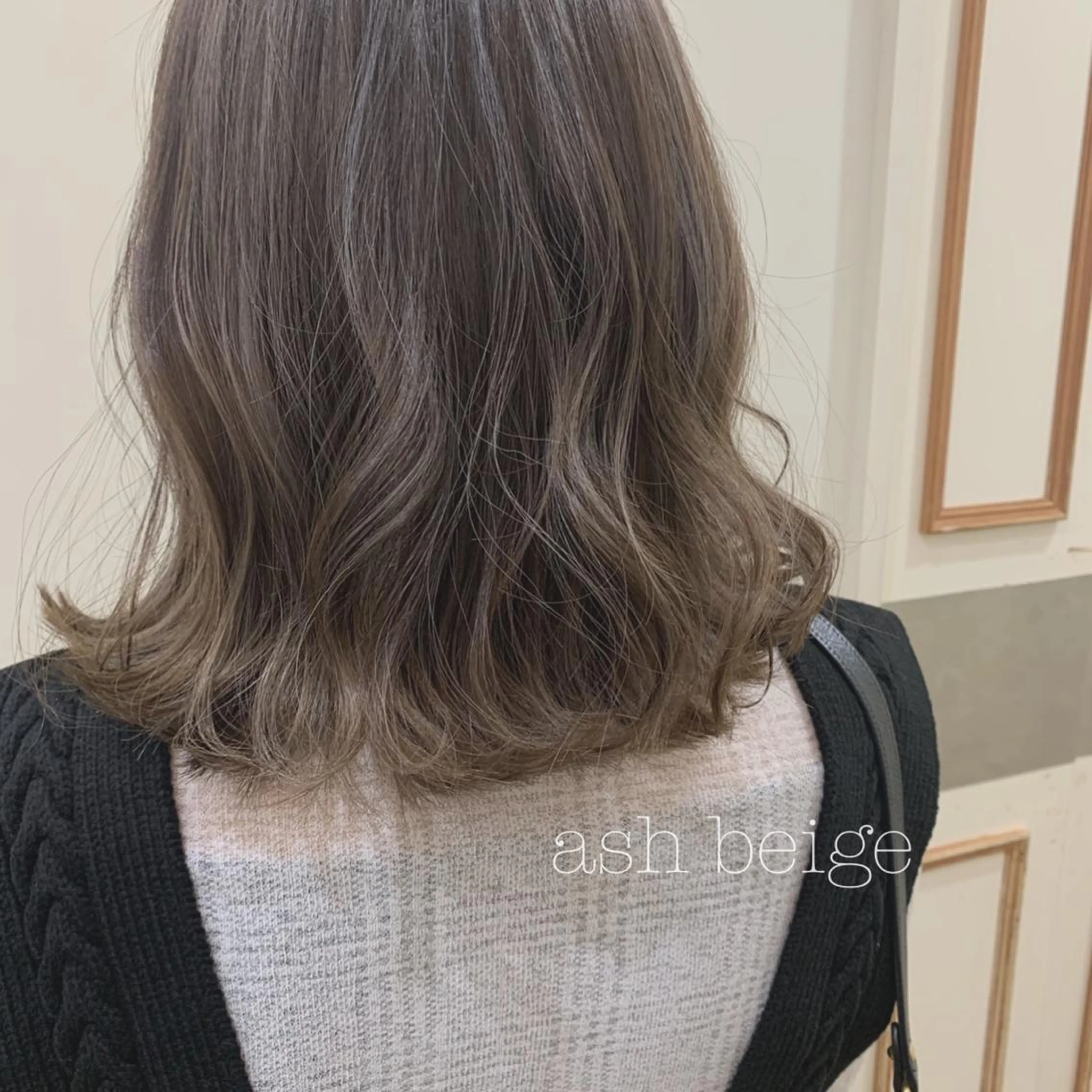 ミディアム カラー カット ヘアカラー トリートメント ぱつっとボブ/ 小野あかねのその他イメージ