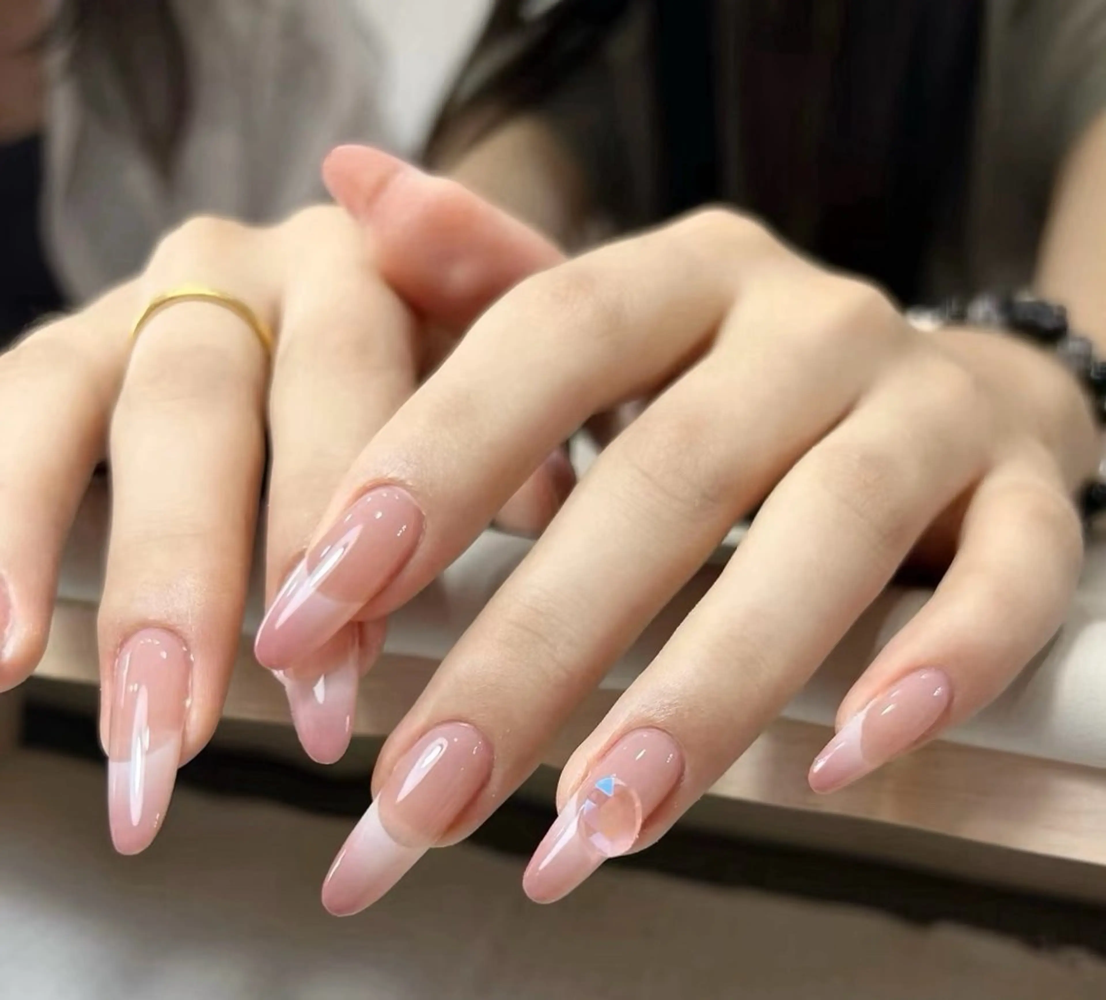 ネイル チークネイル 長さ出し フレンチネイル ガーリー 韓国ネイル sun nail池袋 モデル募集のネイルデザイン