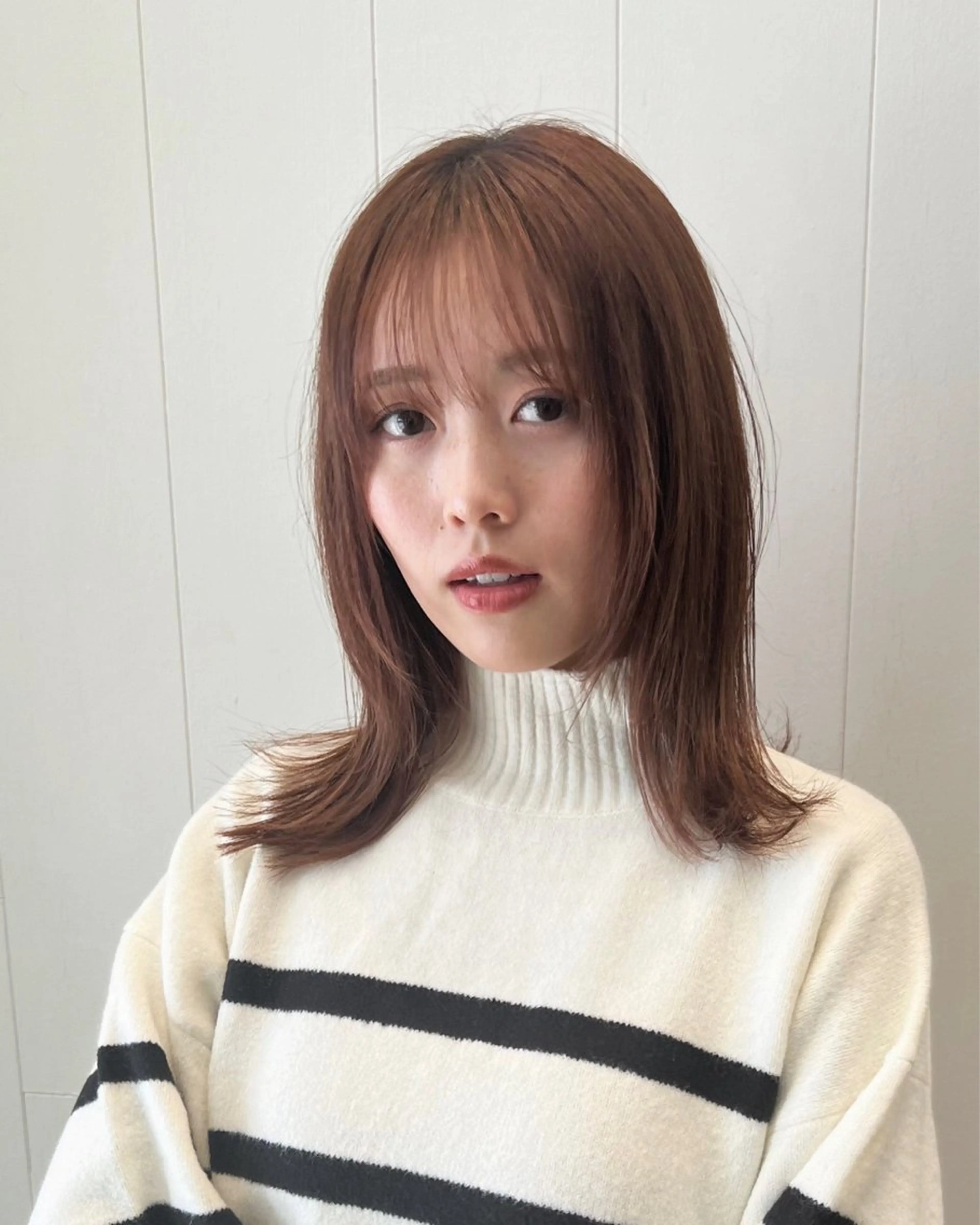 ミディアム カット ヘアカラー 縮毛矯正 トリートメント 縮毛矯正 /横山陸人のヘアスタイル