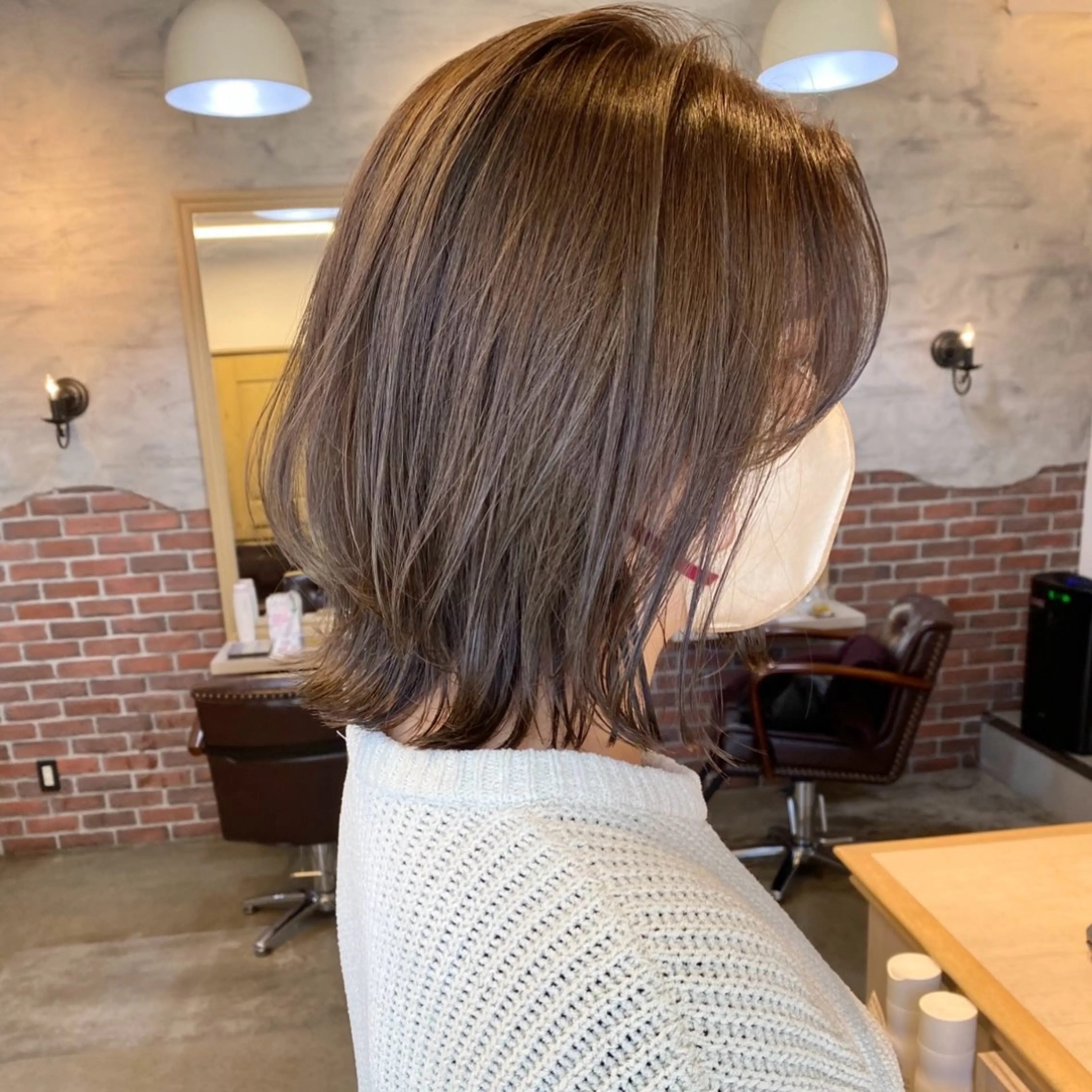 ミディアム カラー ボブレイヤー ボブ レイヤーカット tocolaso 柏所属・レイヤーカット/ 根本瑠実のヘアスタイル