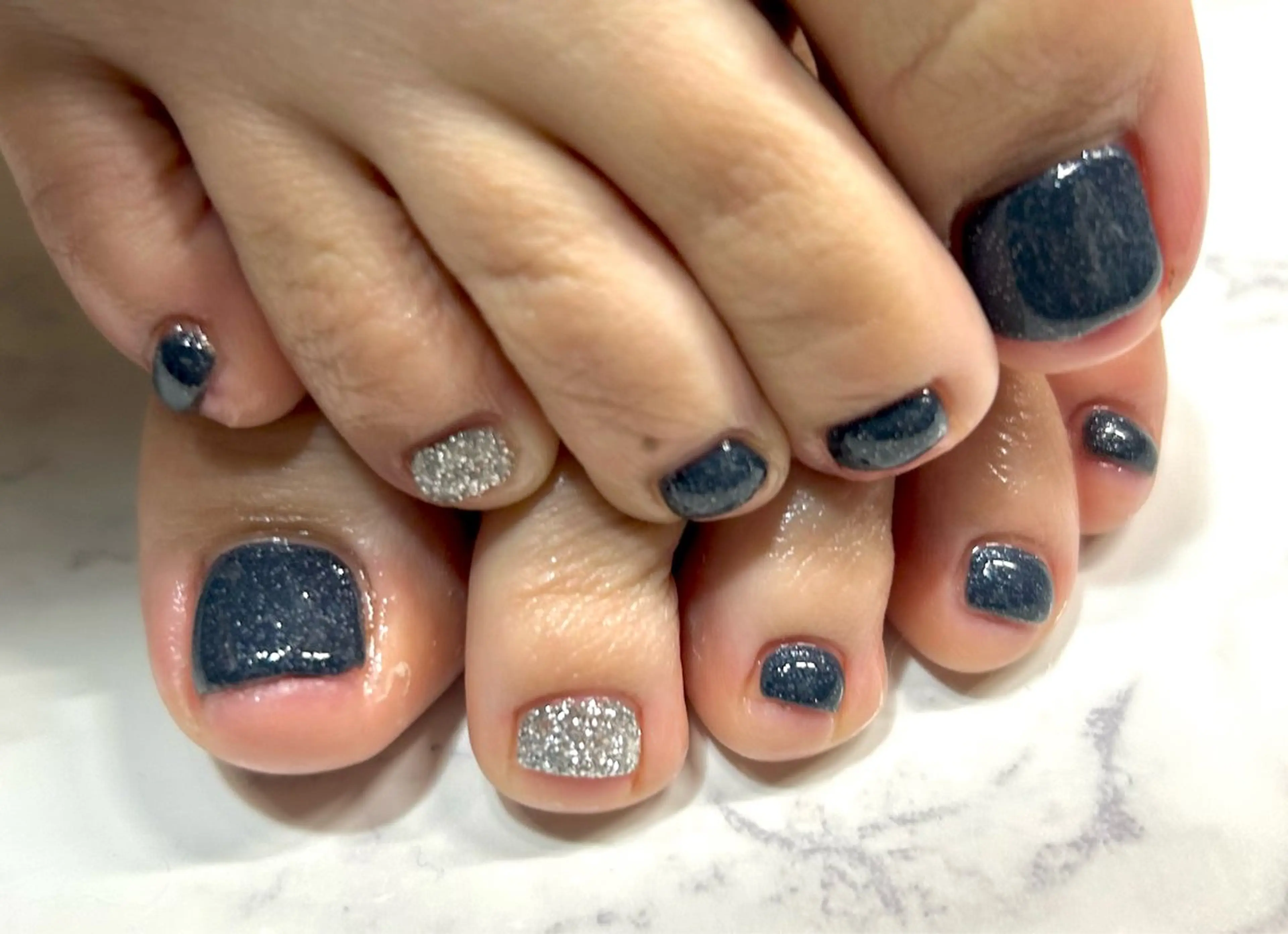 ネイル フットネイル one nailsalonのネイルデザイン