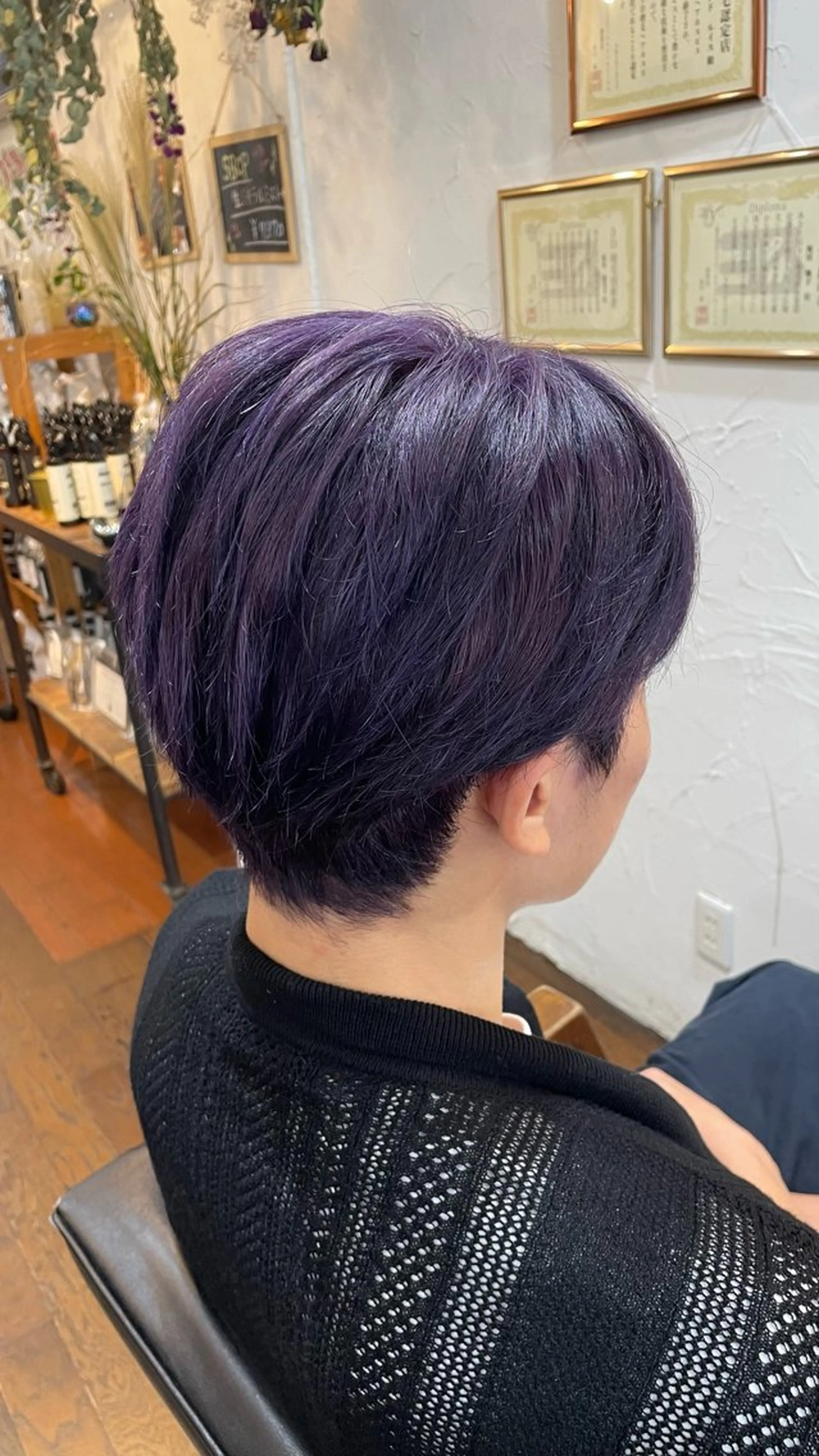 ショート カラー メンズ 学生（メンズ向け） パープルカラー 学生 梶田 楓子のマツエク・マツパデザイン