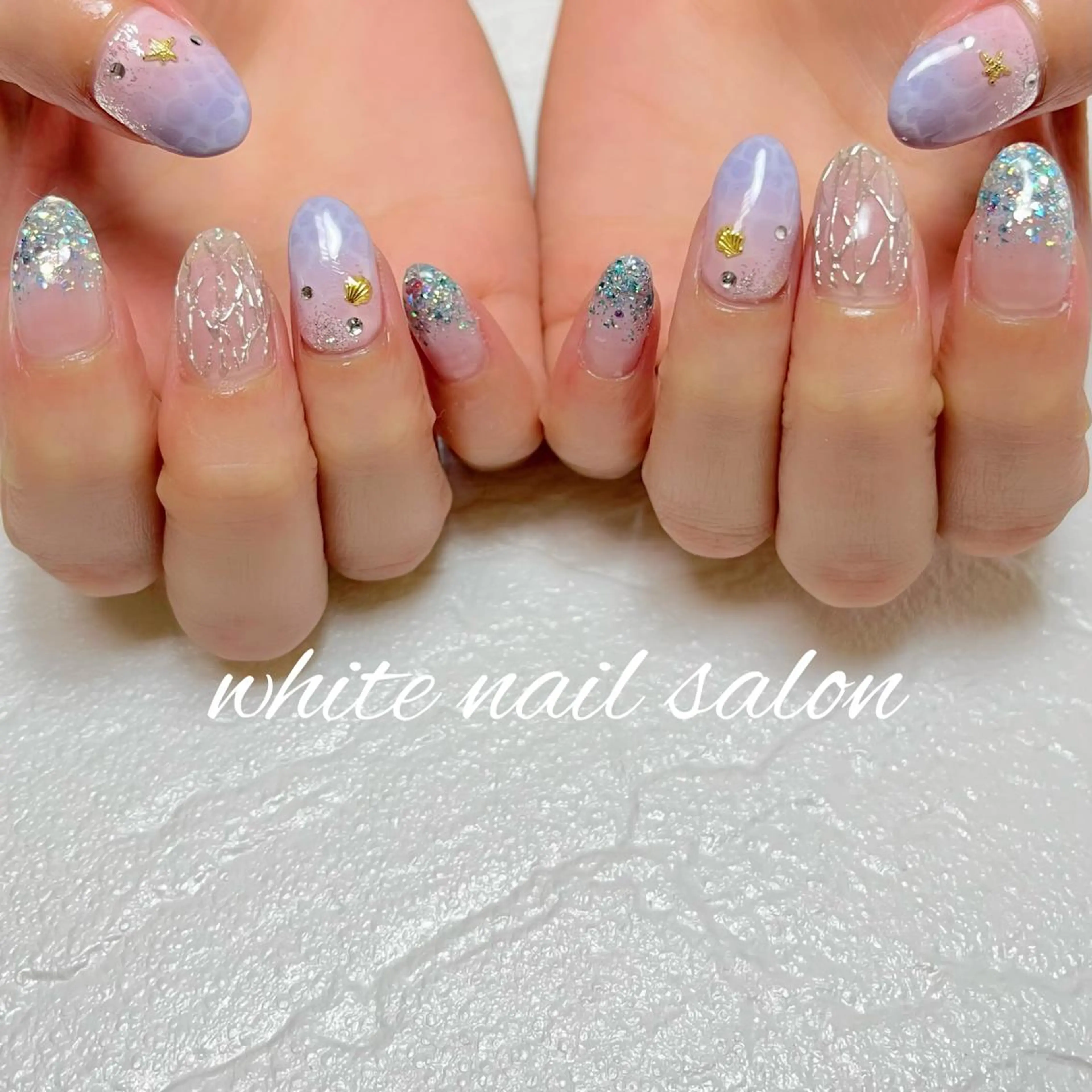 ネイル フットネイル ジェルネイル ハードジェル ラメ(グリッター) 持ち込み ハンドネイル white nail salonのネイルデザイン