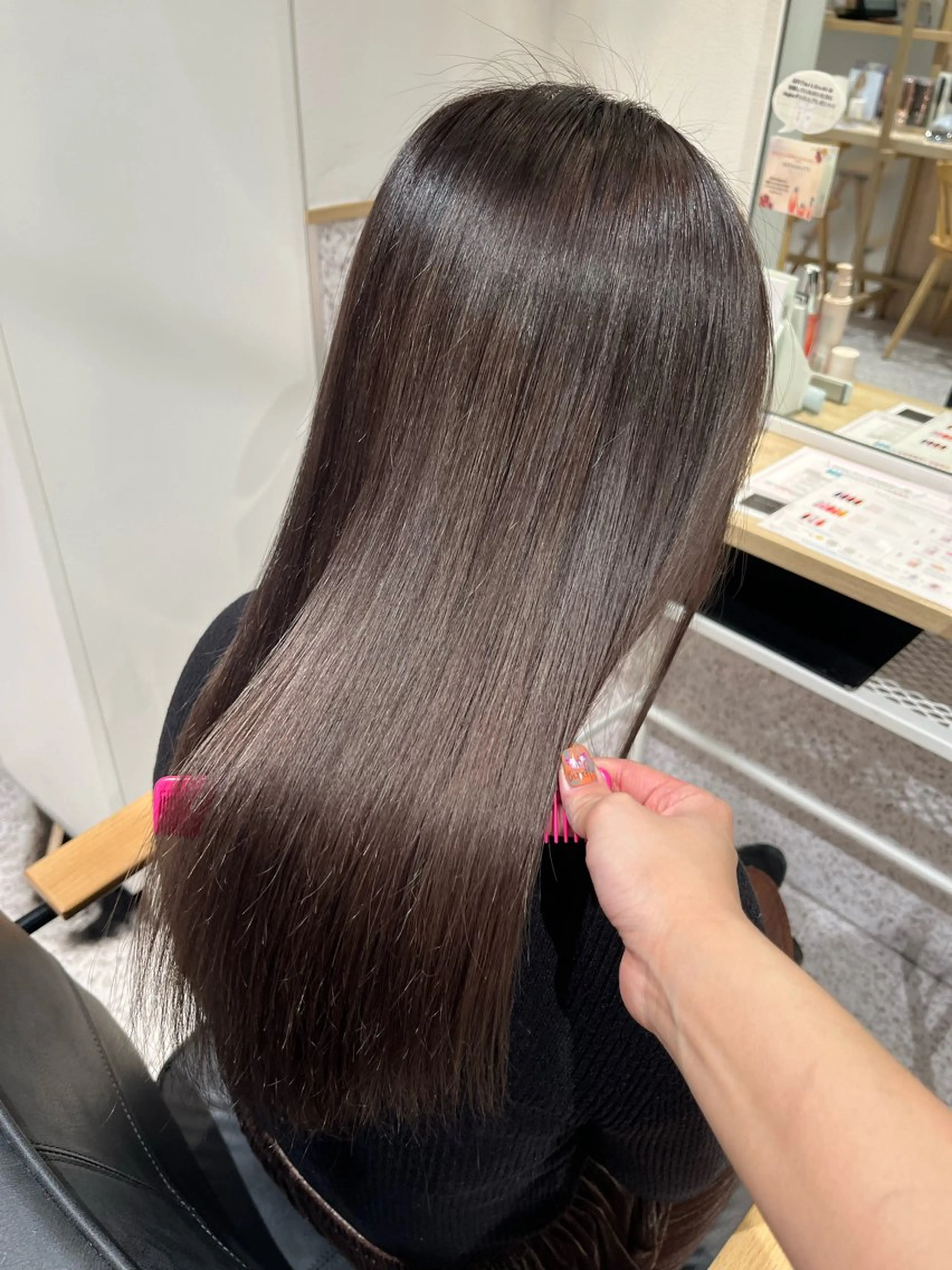 セミロング カラー セミロングパーマ ダブルカラー イヤリングカラー ハイライトカラー ハイトーンカラー ヘアカラー トリートメント 髪質改善&艶カラー/ ほんだあみ (♡)のヘアスタイル