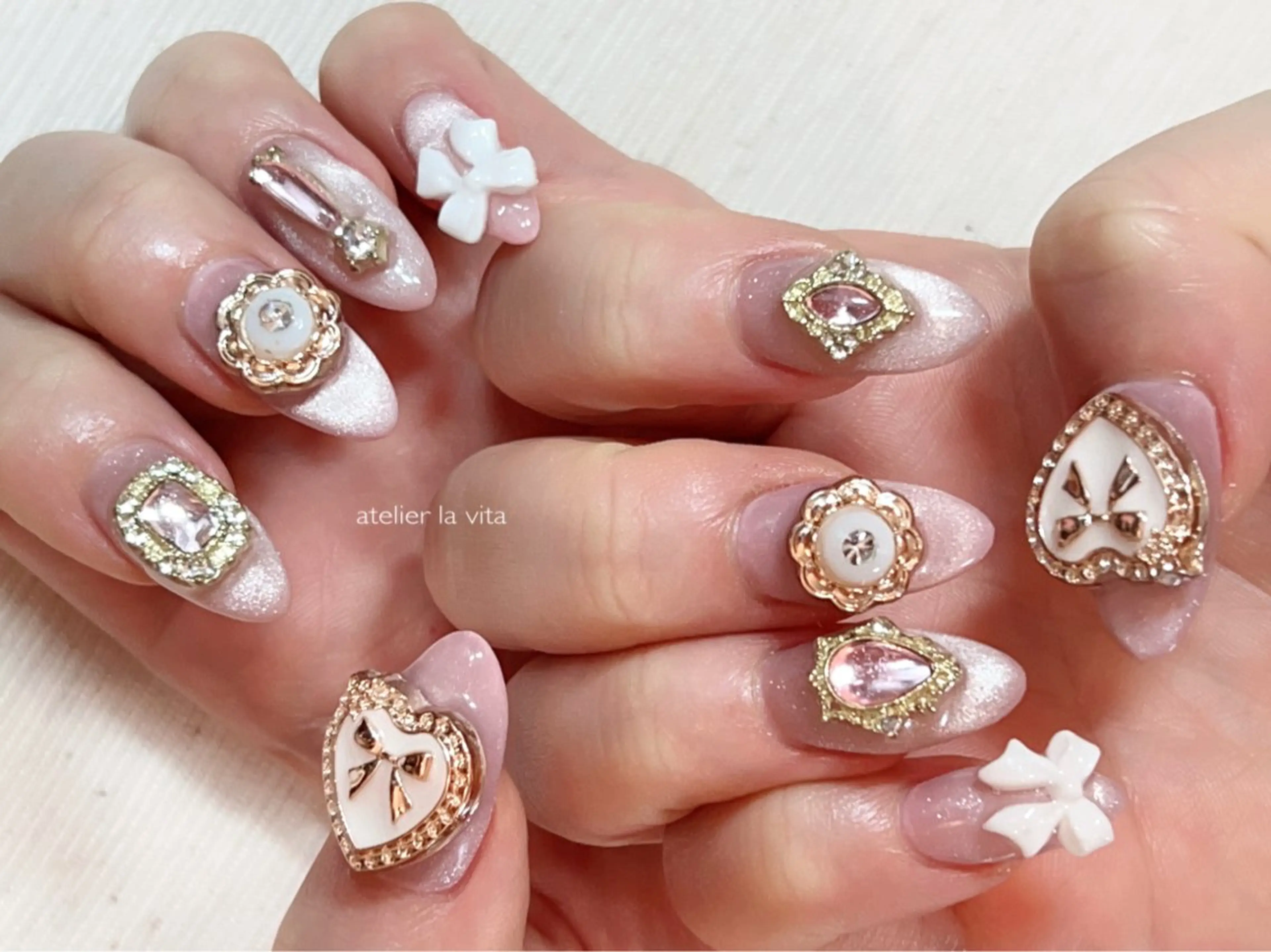 ネイル ジェルネイル ハート 氷ネイル・うるうるネイル マグネットネイル メンズネイル atelier la vita所属・lavita. mimuraのネイルデザイン