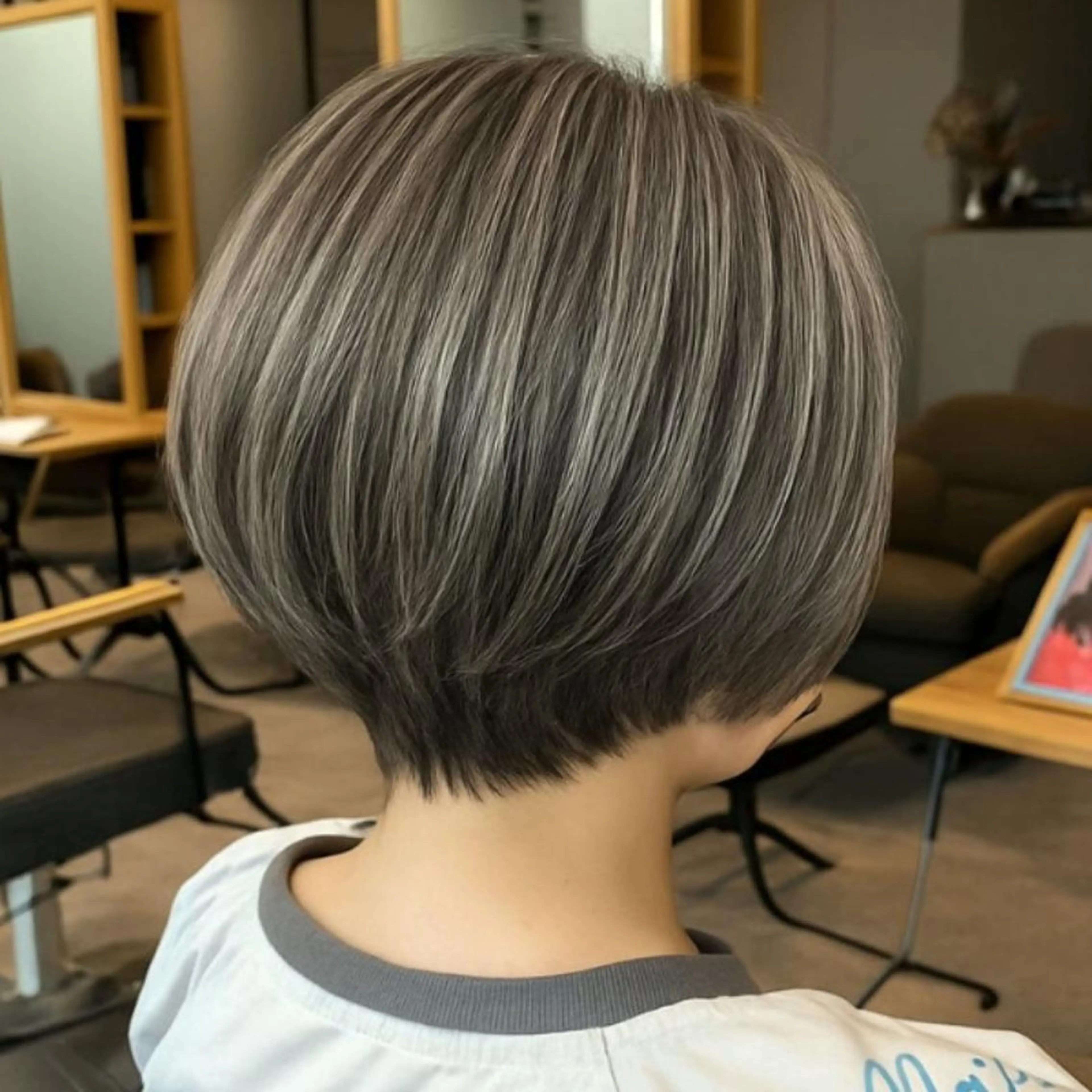 ショート ボブ ショートヘア 免田 凪沙のヘアスタイル