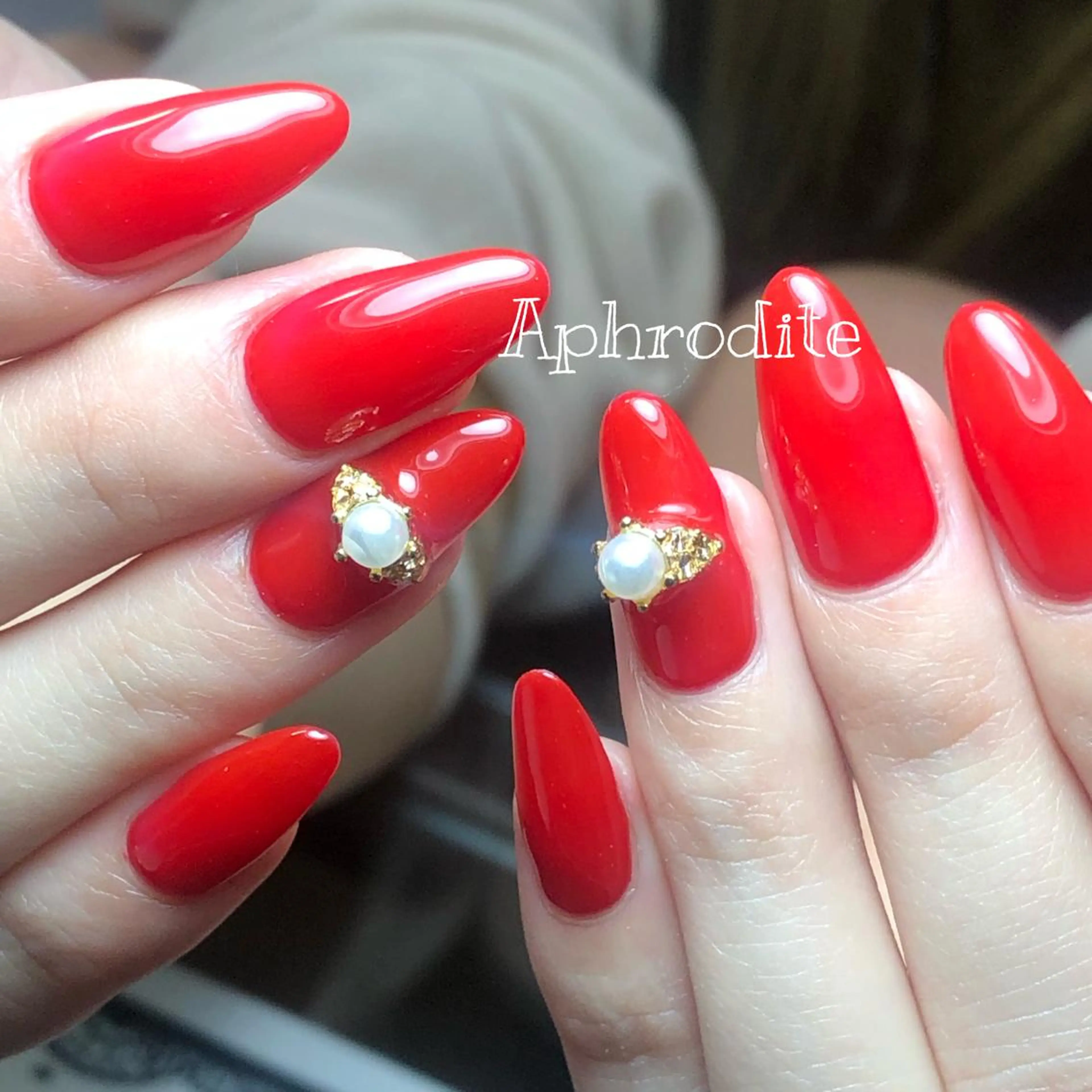 ネイル ワンカラーネイル シンプルネイル Aphrodite パラジェル認定サロンのネイルデザイン