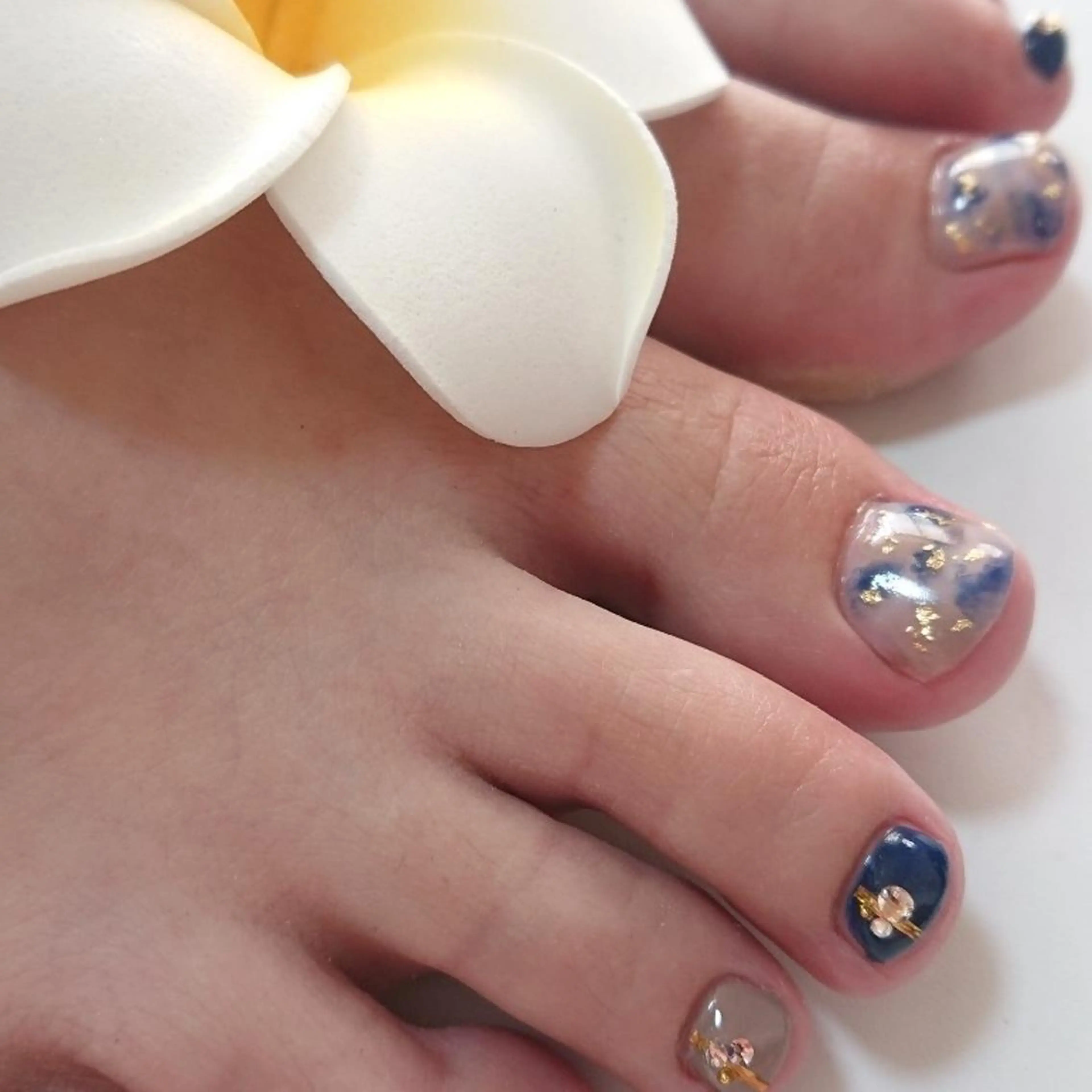 ネイル QULEONAIL所属・大城 裕麻のネイルデザイン