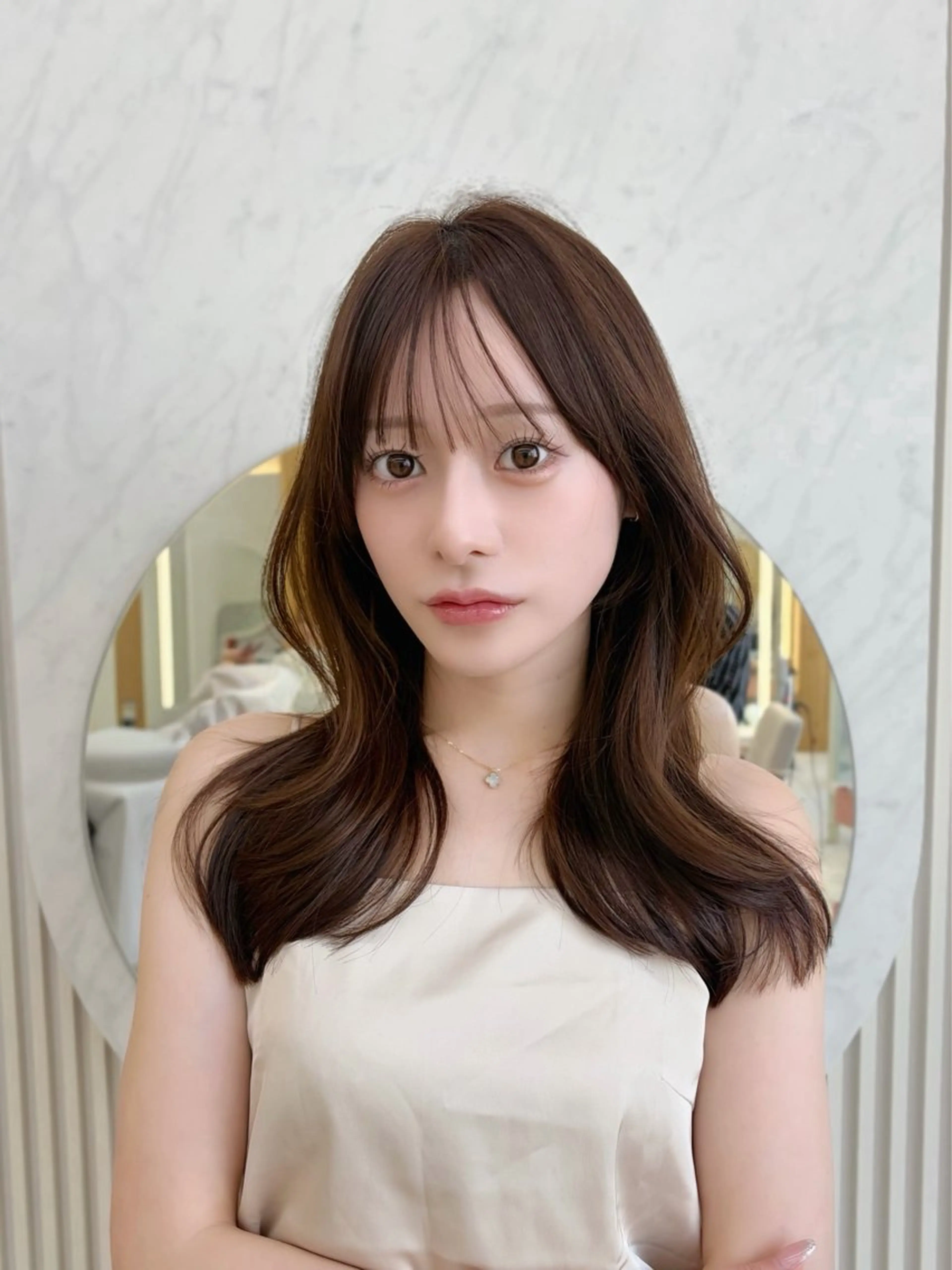 セミロング カット ヘアカラー トリートメント oto🤍×美髪× ゆるふわレイヤーのヘアスタイル