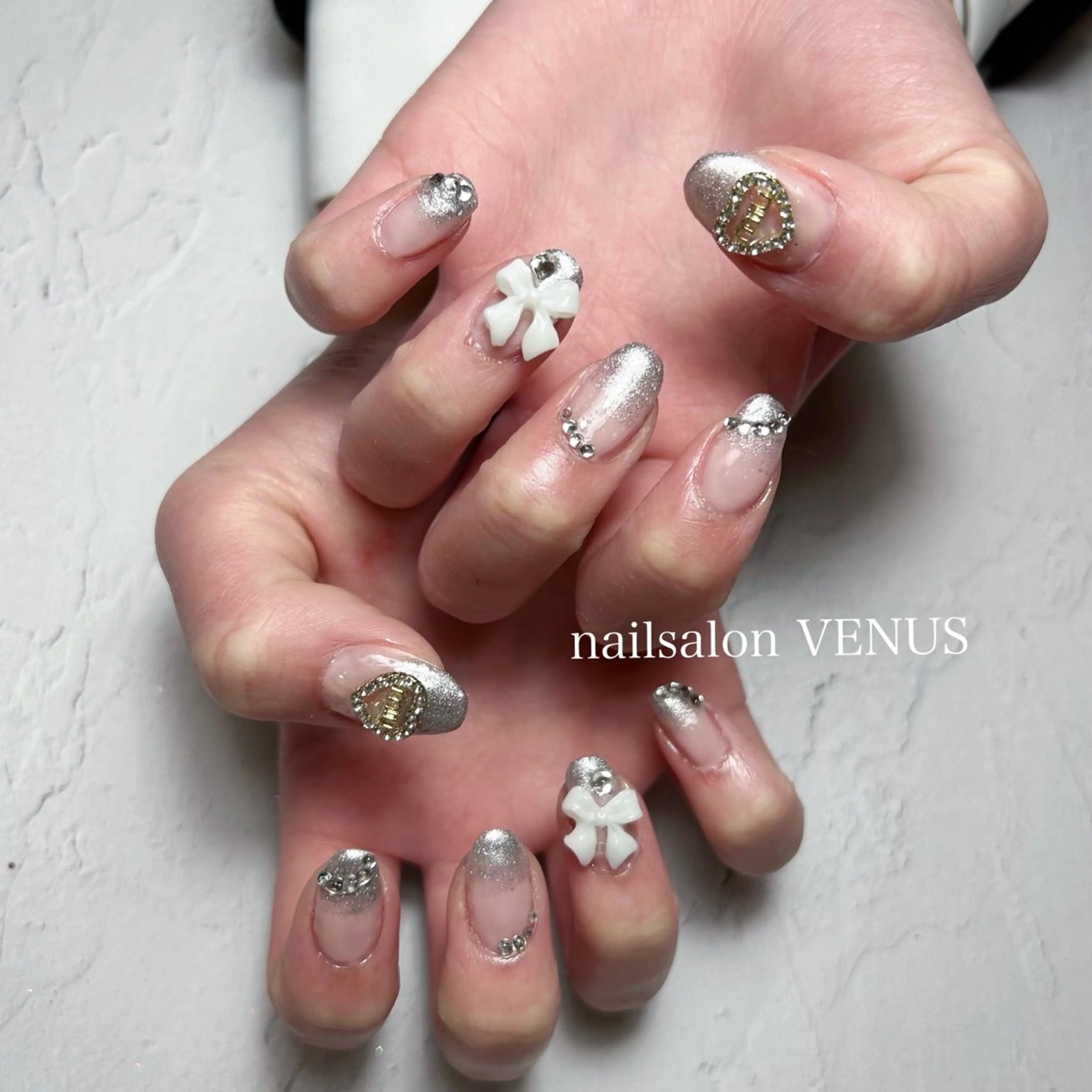 ネイル ワンホンネイル nailsalon VENUSのネイルデザイン