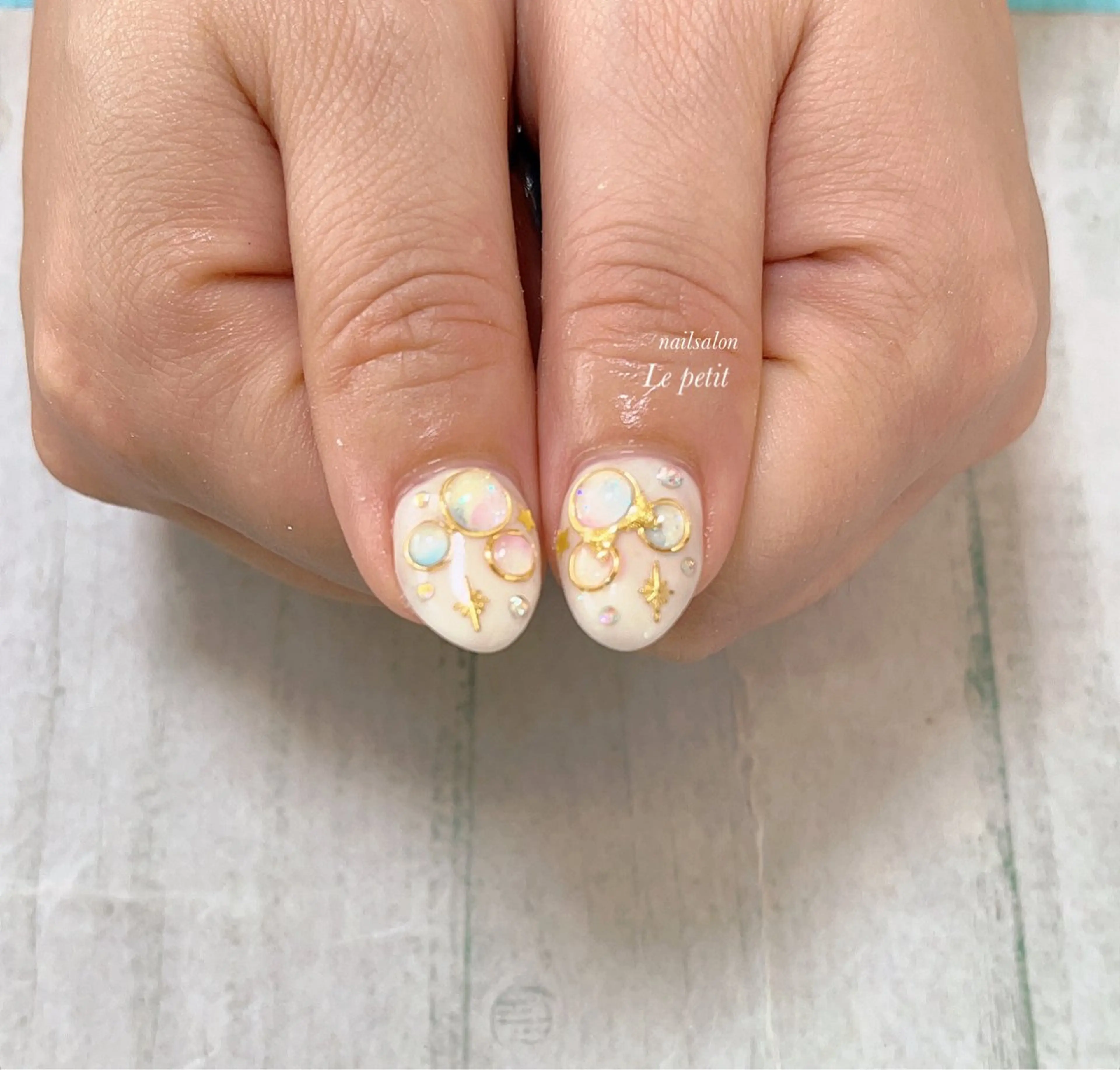 ネイル 石野 広佳のネイルデザイン