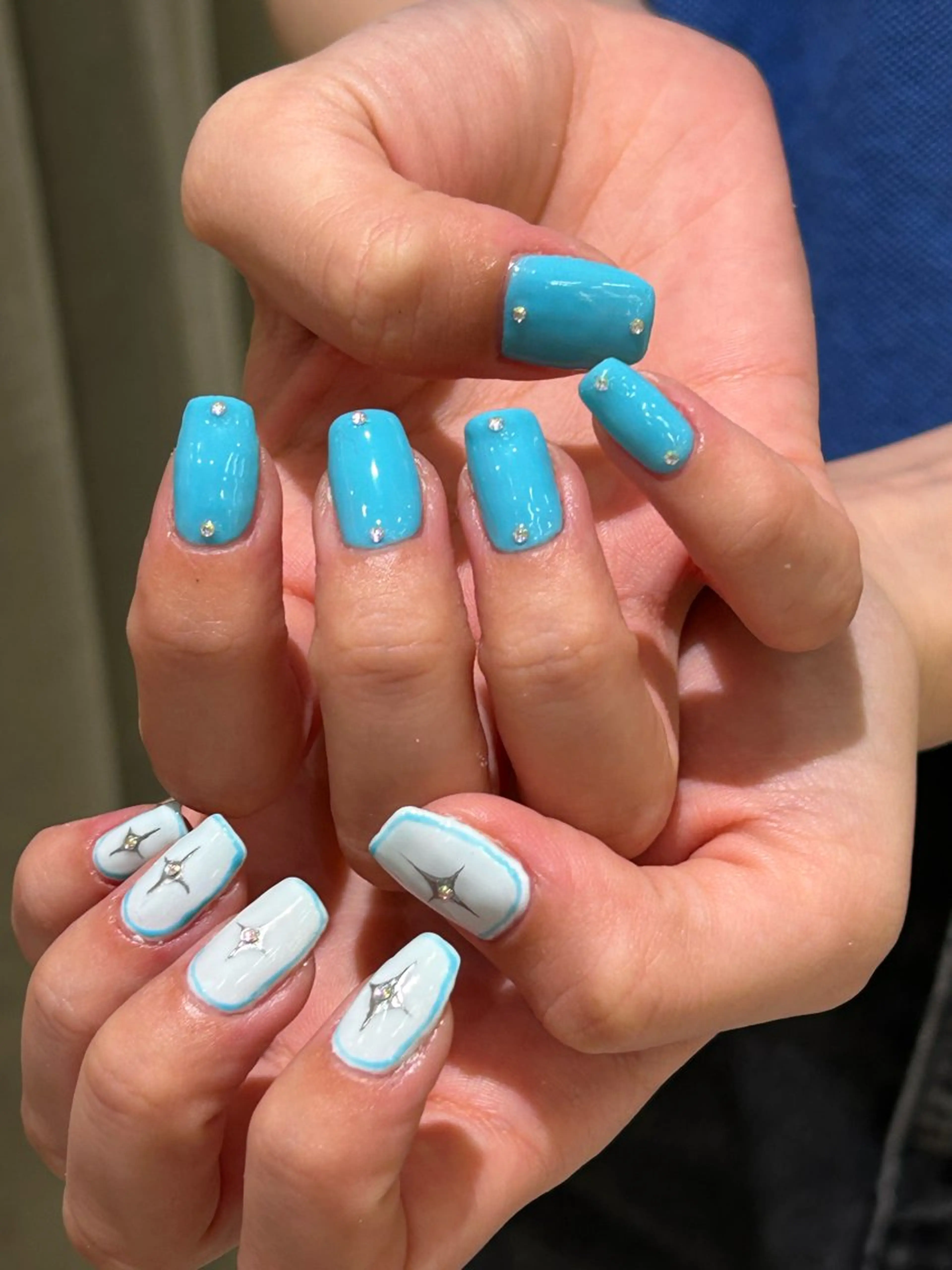 ネイル ꪆৎ平行アーチ ྀི ワカナの眉毛・アイブロウイメージ