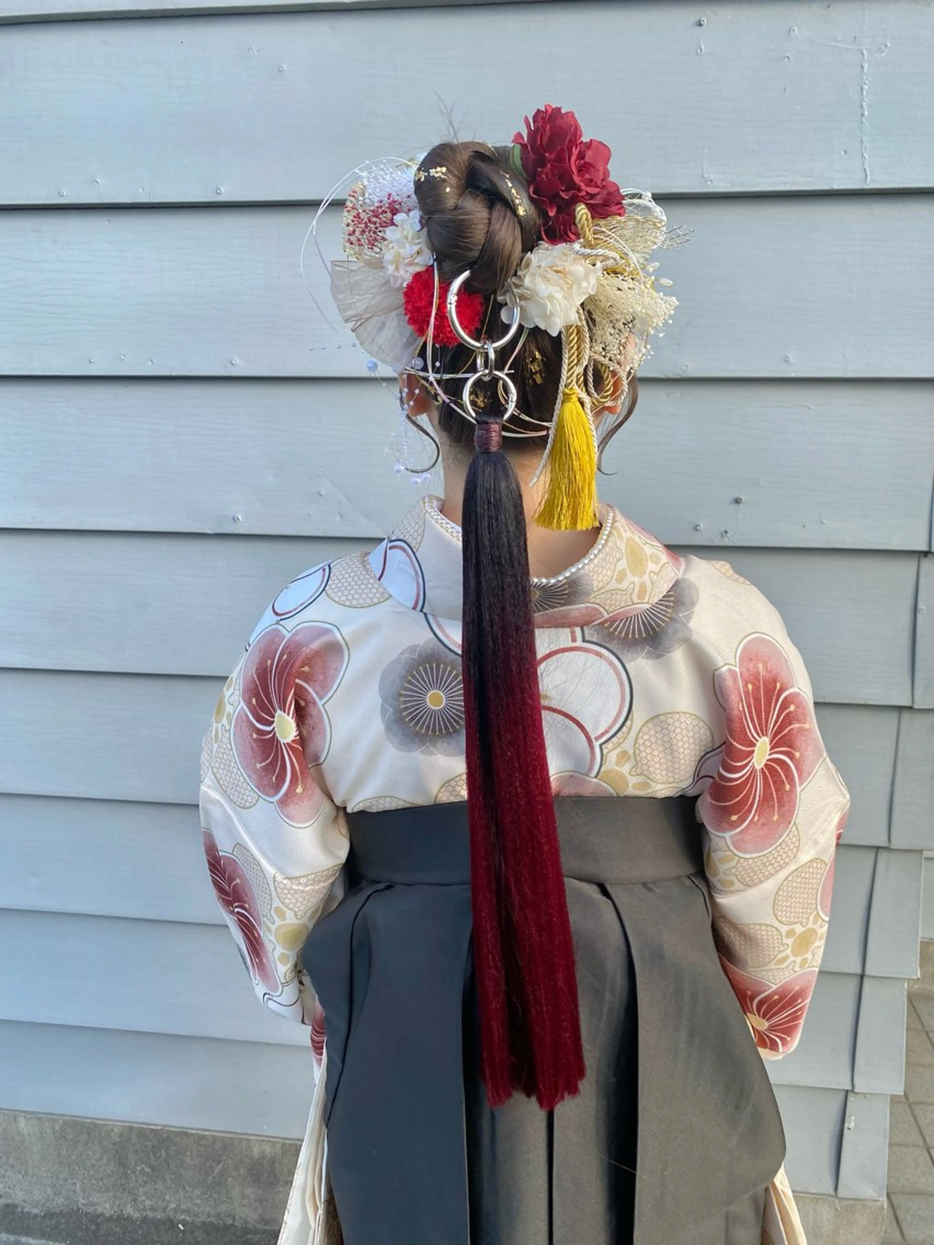 ミディアム ヘアアレンジ 卒業式のヘアスタイル 髪飾り ヘアセット Kazaoka Saraのヘアスタイル