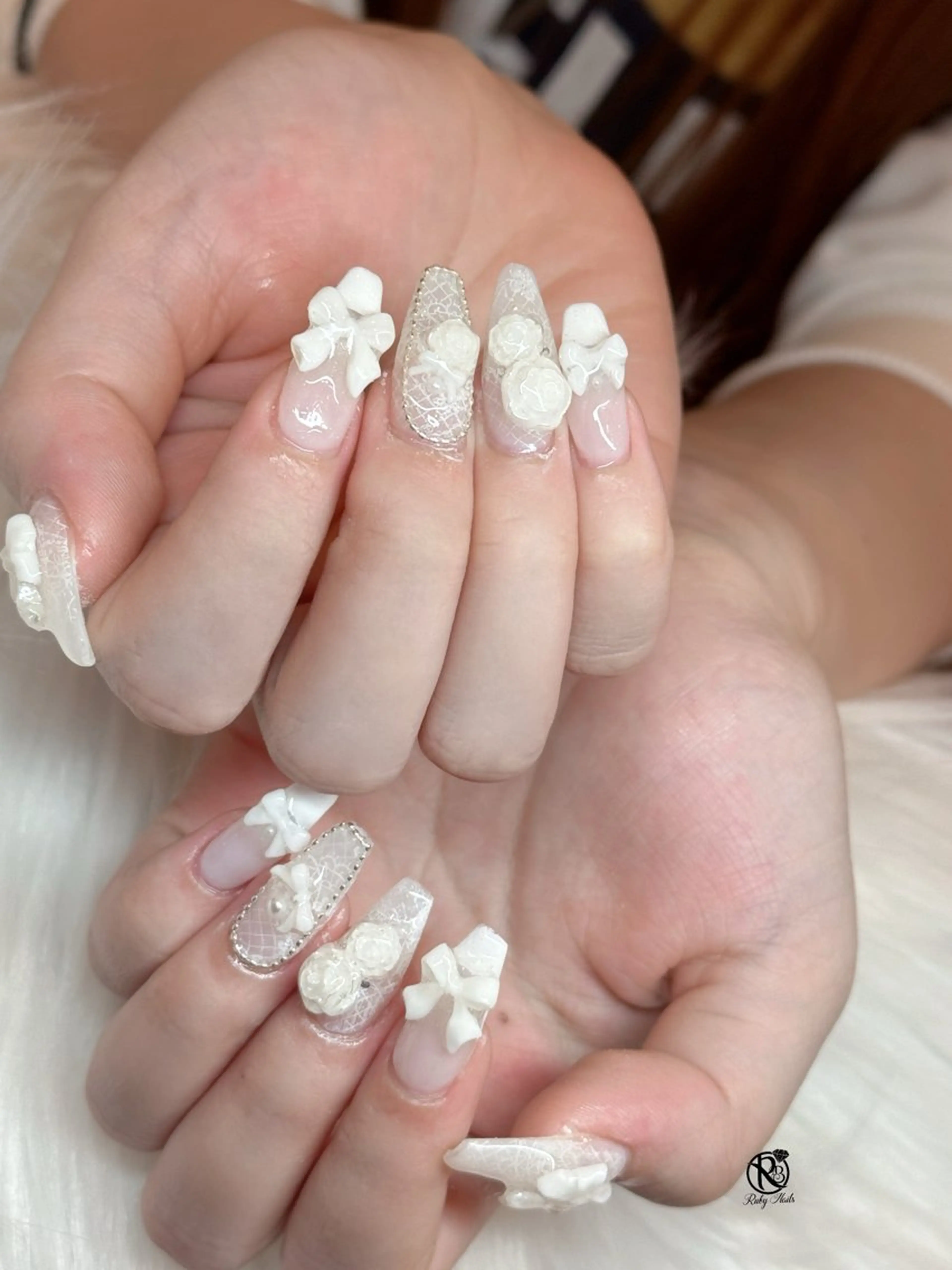 ネイル ボルドー ブラウン チークネイル ドット フットネイル ハンドネイル チェリネイルサロン 霞ヶ関のネイルデザイン