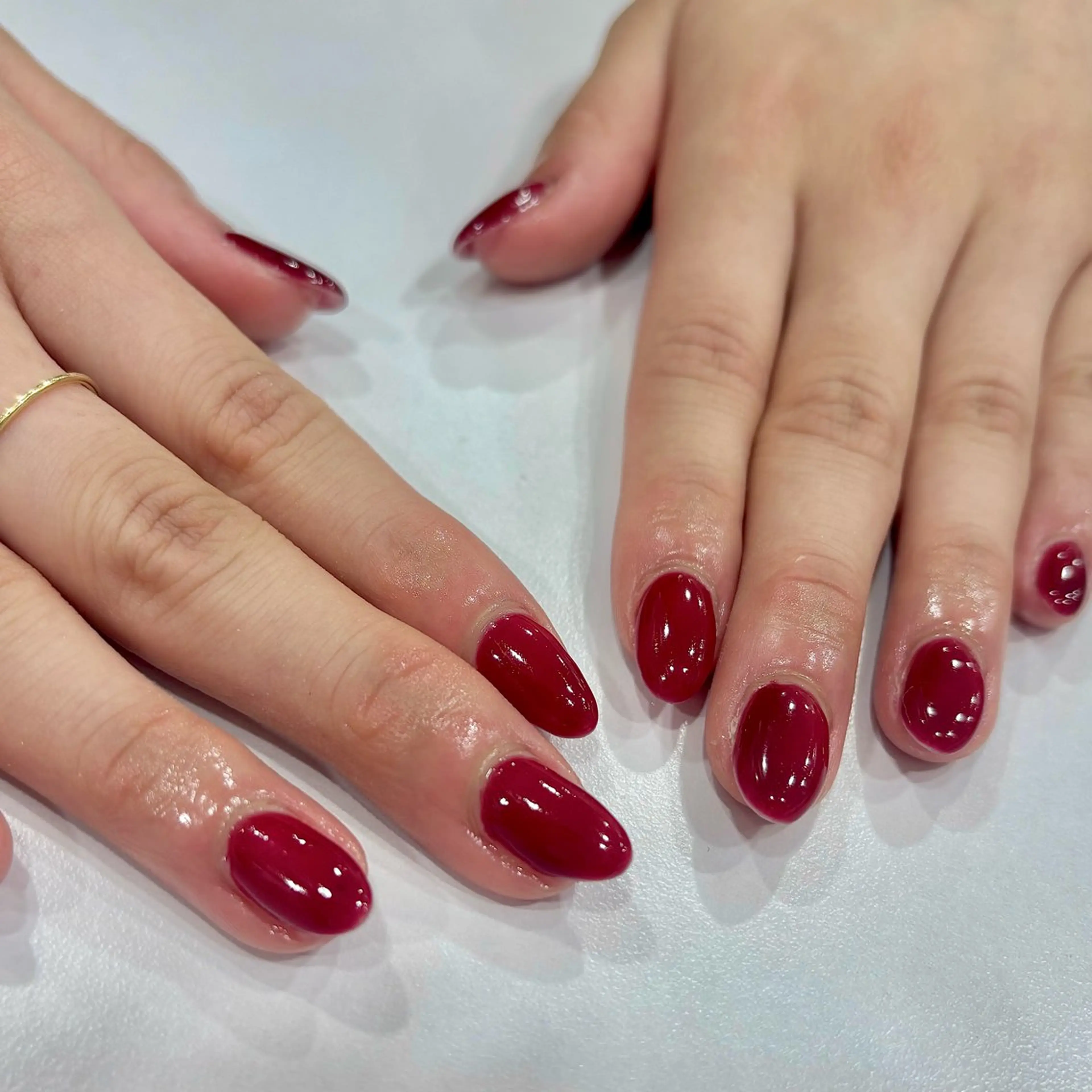 ネイル ワンカラーネイル 赤色 アンリッシュ池袋 小泉のネイルデザイン