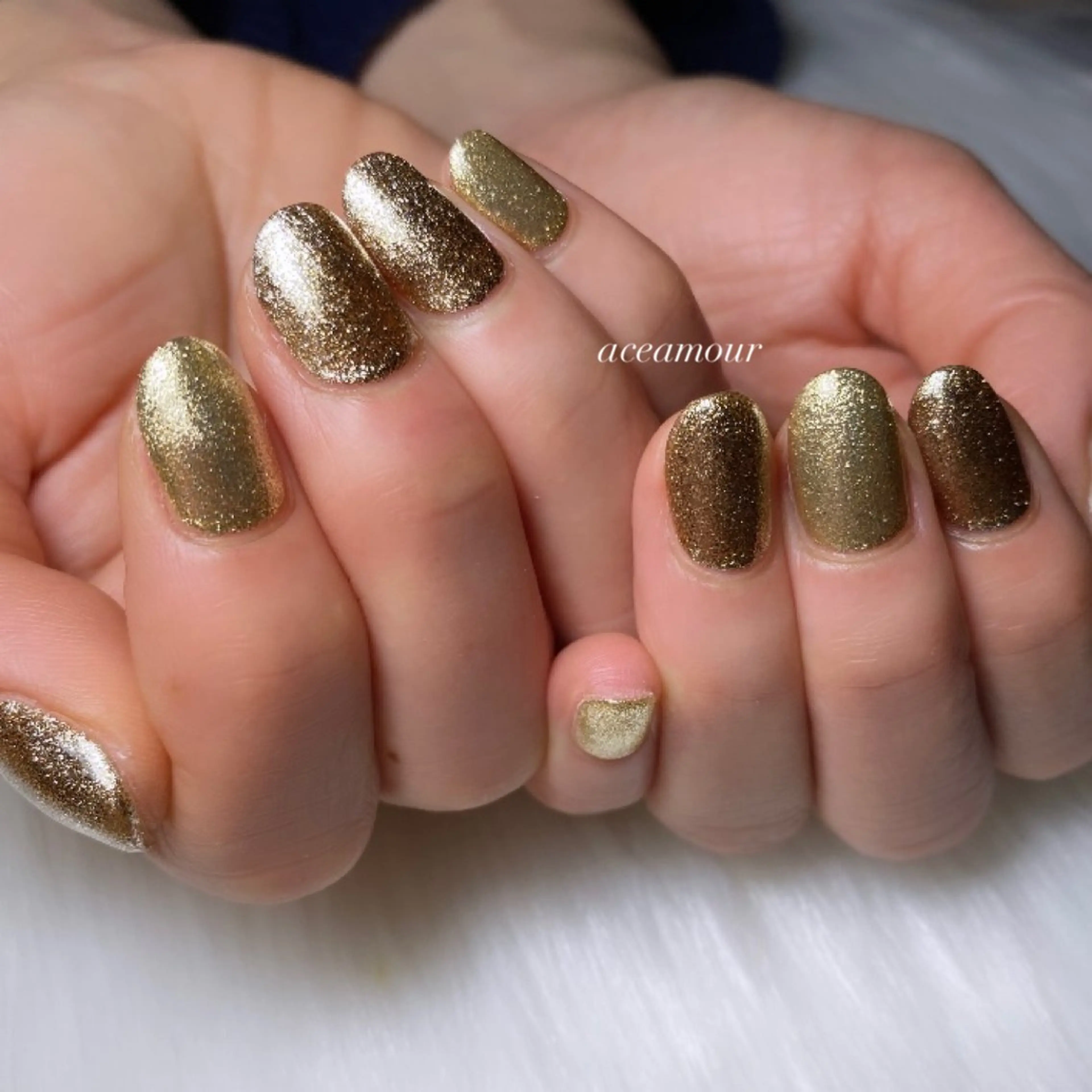 ネイル ゴールド ネイル/耳つぼ /新ホワイトニングのネイルデザイン