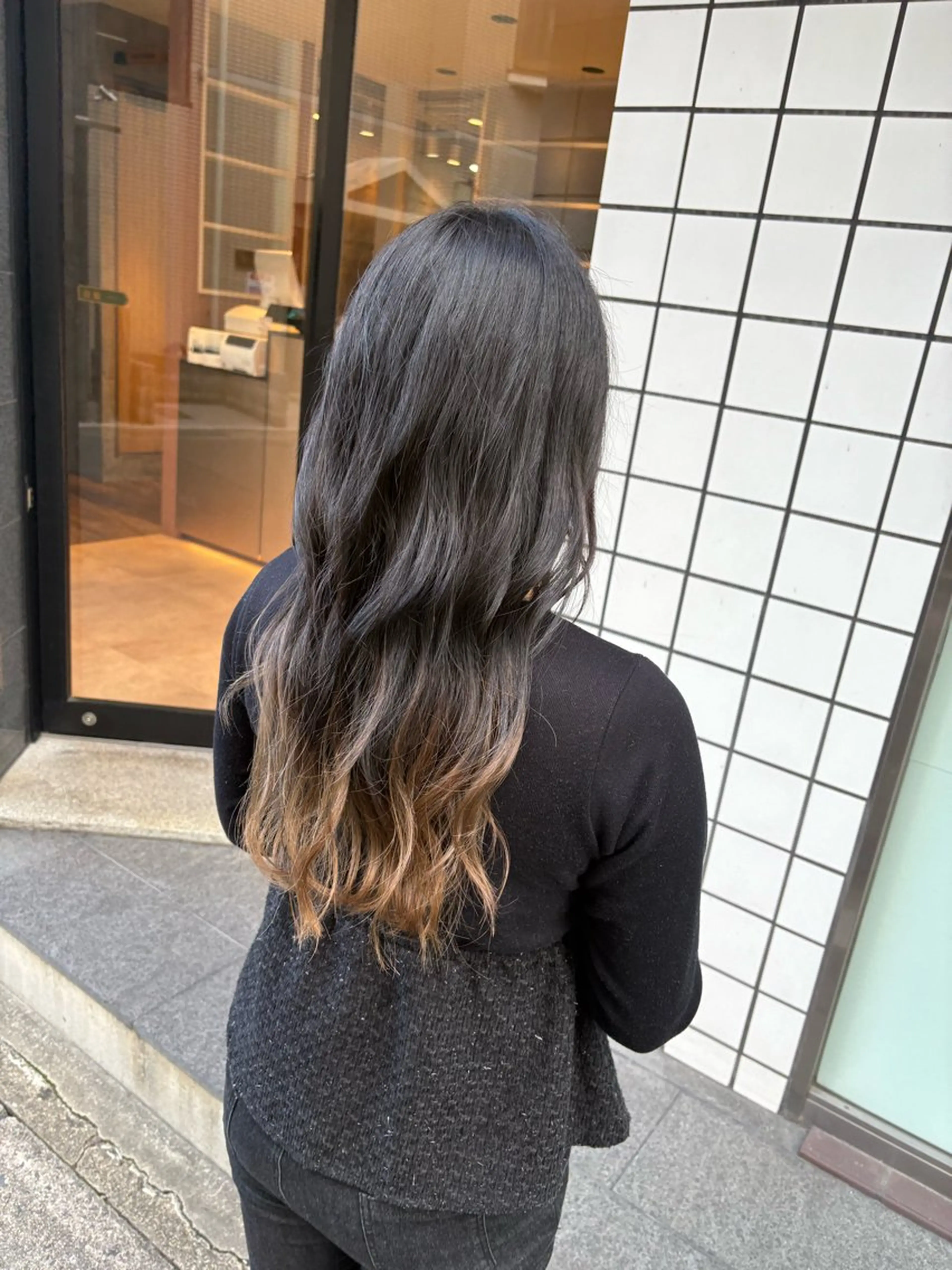 セミロング カット ヘアカラー ラフィスヘアーGlanz桂店所属・🌈鈴木 泰地🌈のヘアスタイル