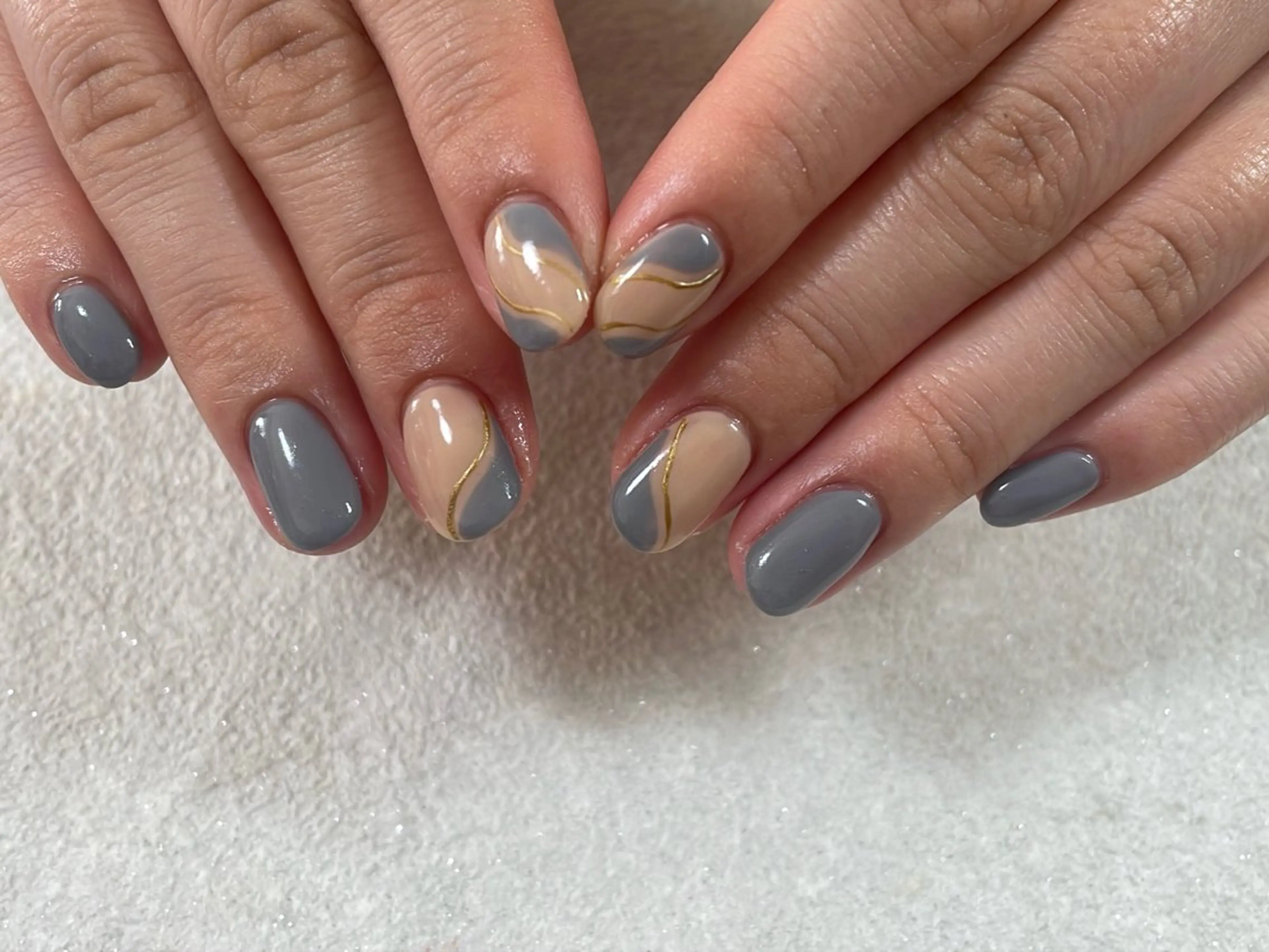 ネイル オーロラネイル フットネイル フレンチネイル ジェルネイル 韓国ネイル ハンドネイル kiki nail &brow二子玉川の眉毛・アイブロウイメージ