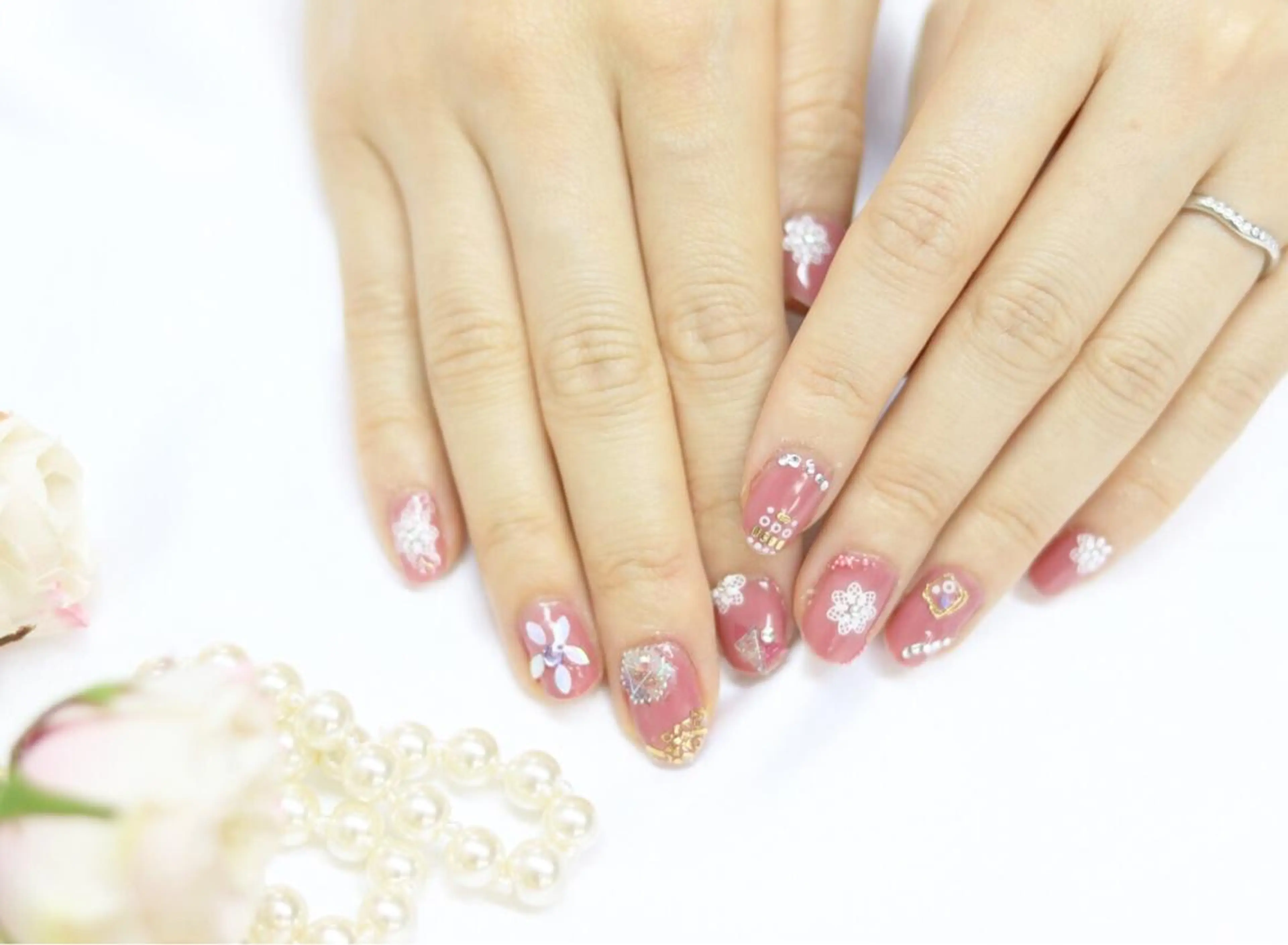 ネイル 東京セルフネイルサロン所属・M MIKIKOのネイルデザイン