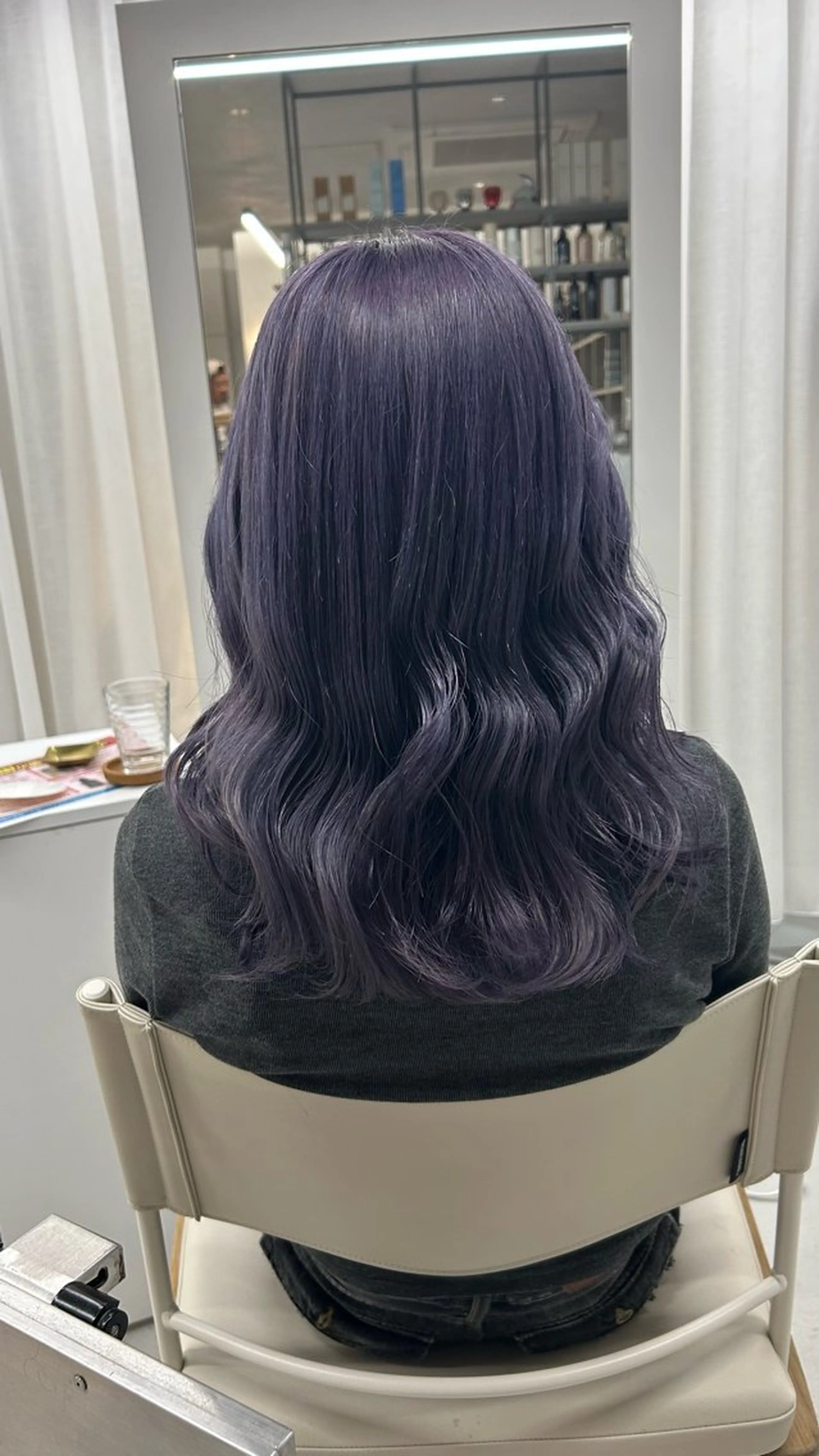 セミロング ハイトーン/艶髪/ 暗髪/韓国/sanaのヘアスタイル