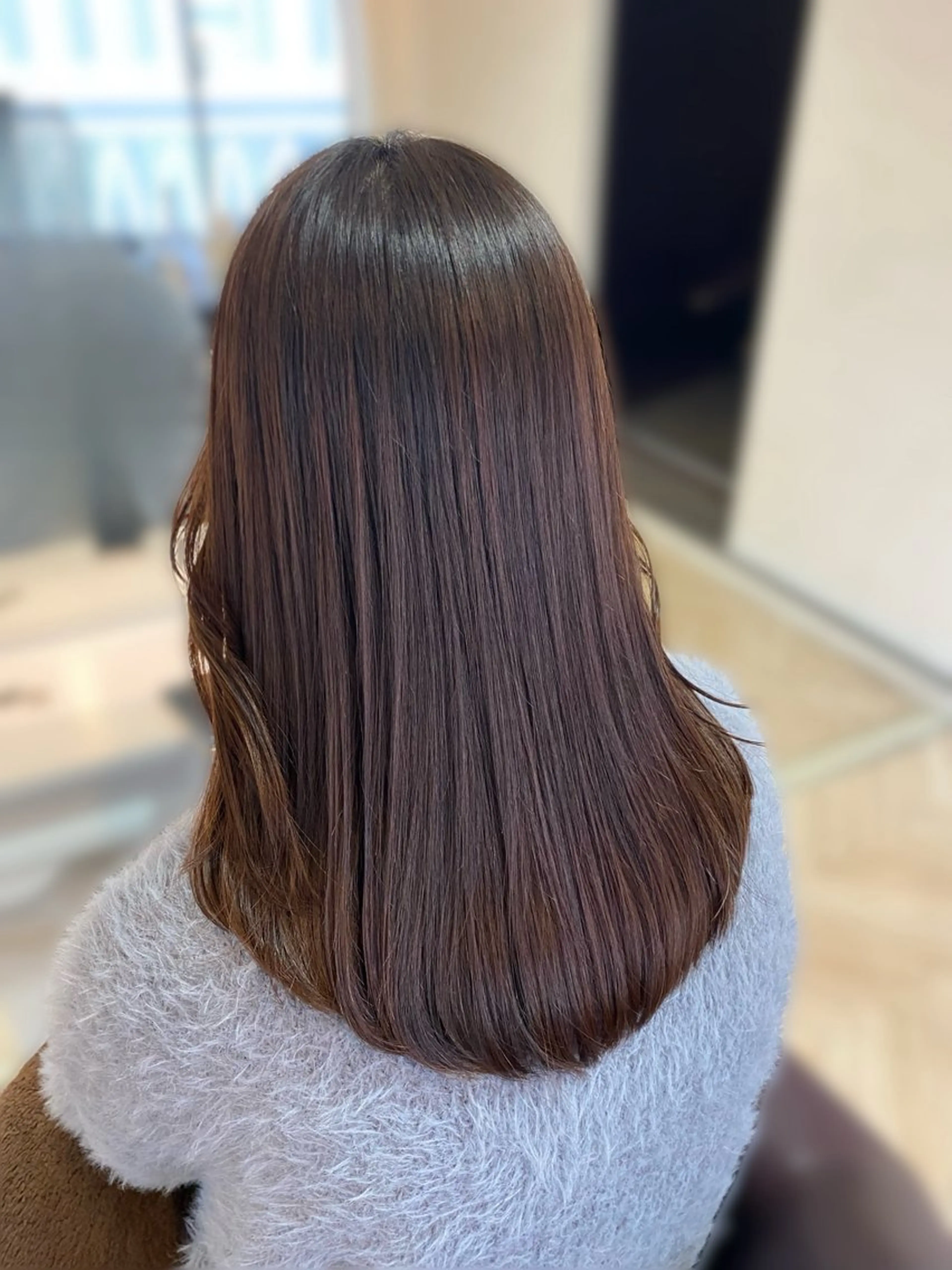 セミロング カラー ブラウンカラー カット ヘアカラー Reginavita栄店 【レジナヴィータ】所属・鈴木 二依奈のヘアスタイル