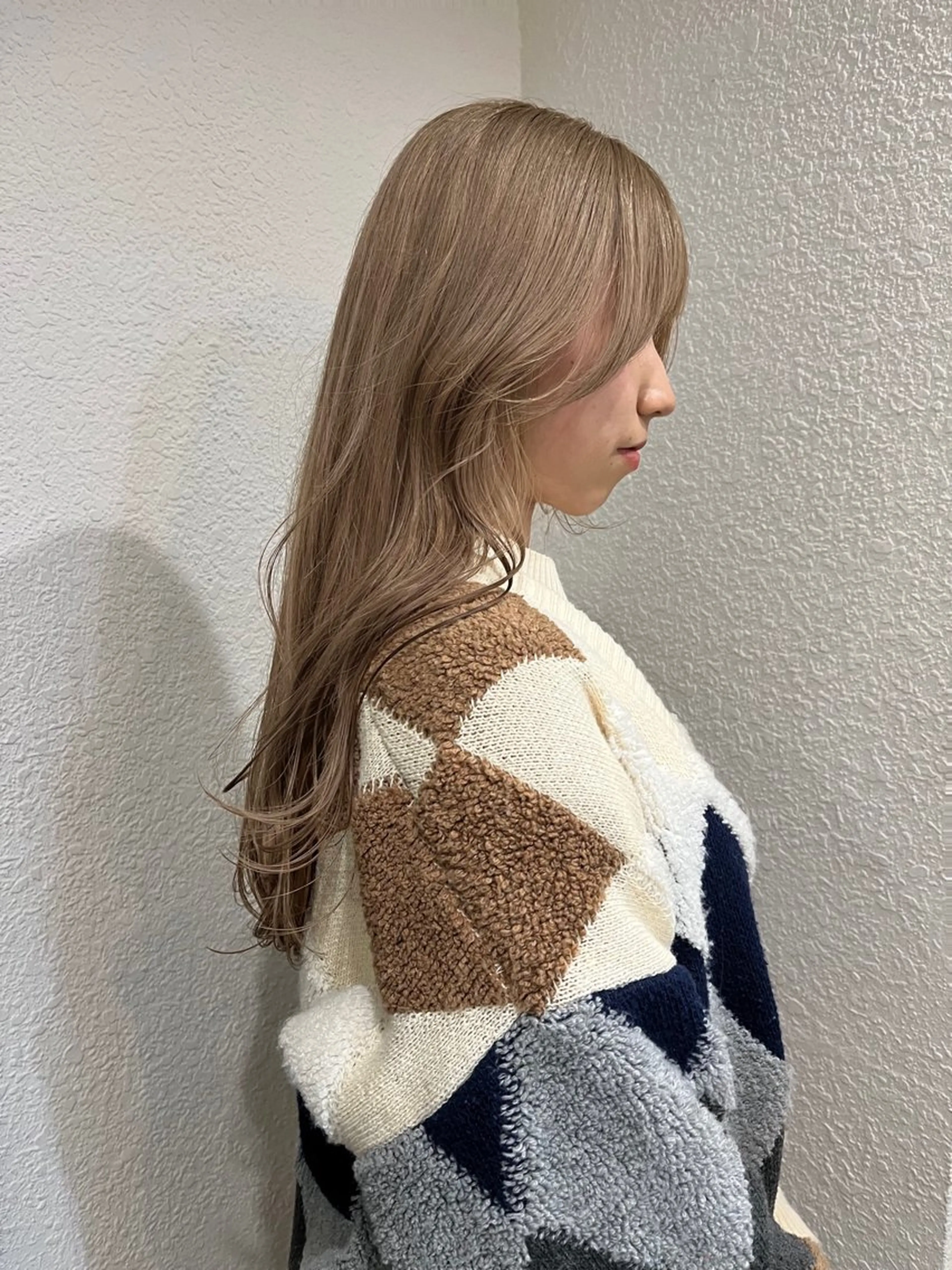 ロング カラー ベージュカラー ブリーチ ケアブリーチ デザインカラー ダブルカラー カット ヘアカラー トリートメント ハイトーン/心斎橋/ honomiのヘアスタイル