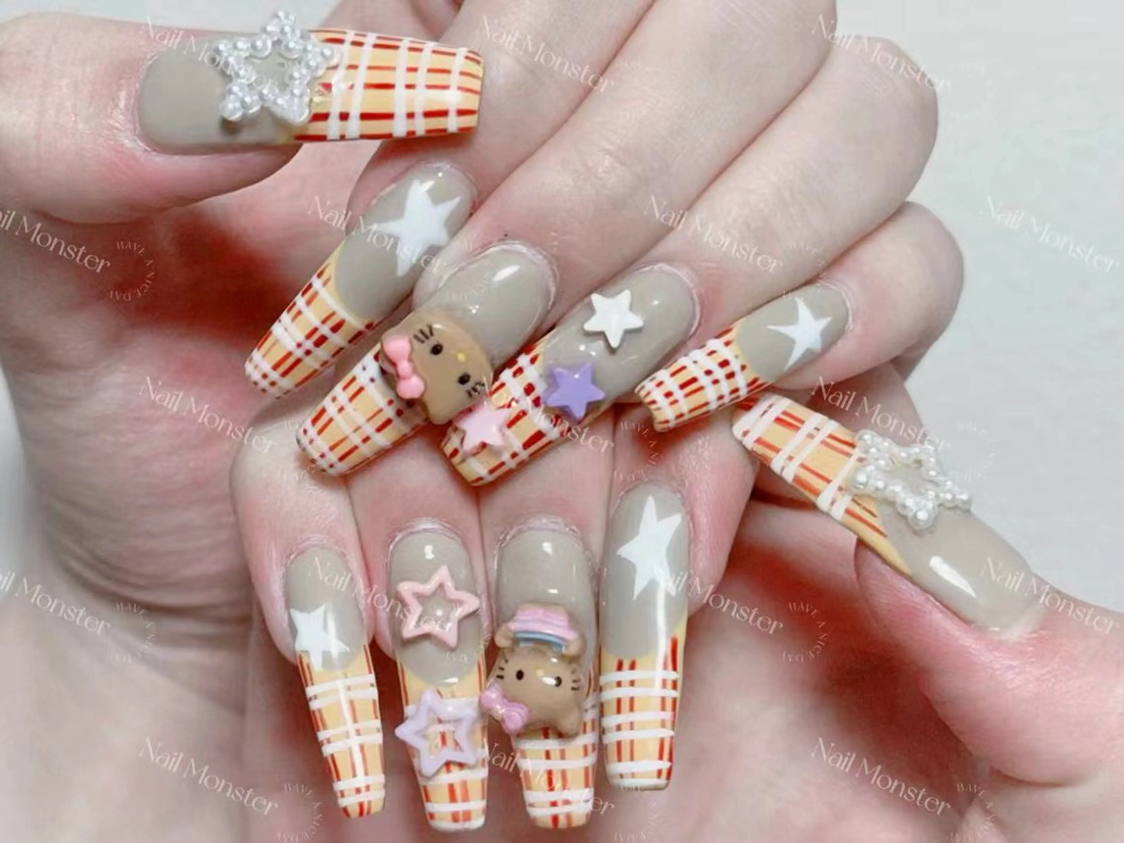 ネイル ハンドネイル DIAMOND Nail🥇のネイルデザイン