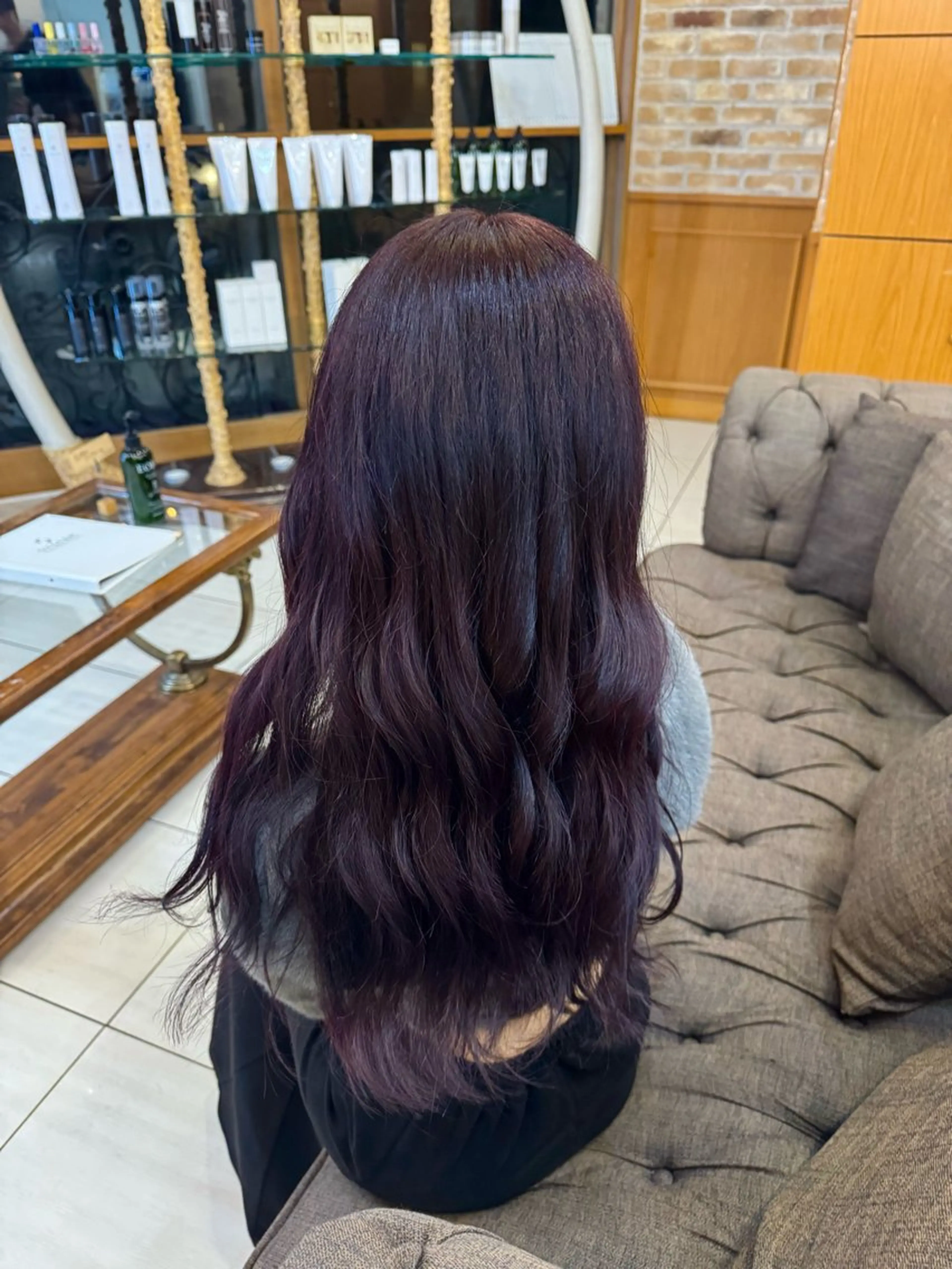 ロング ヘアカラー 細矢 翔太のヘアスタイル