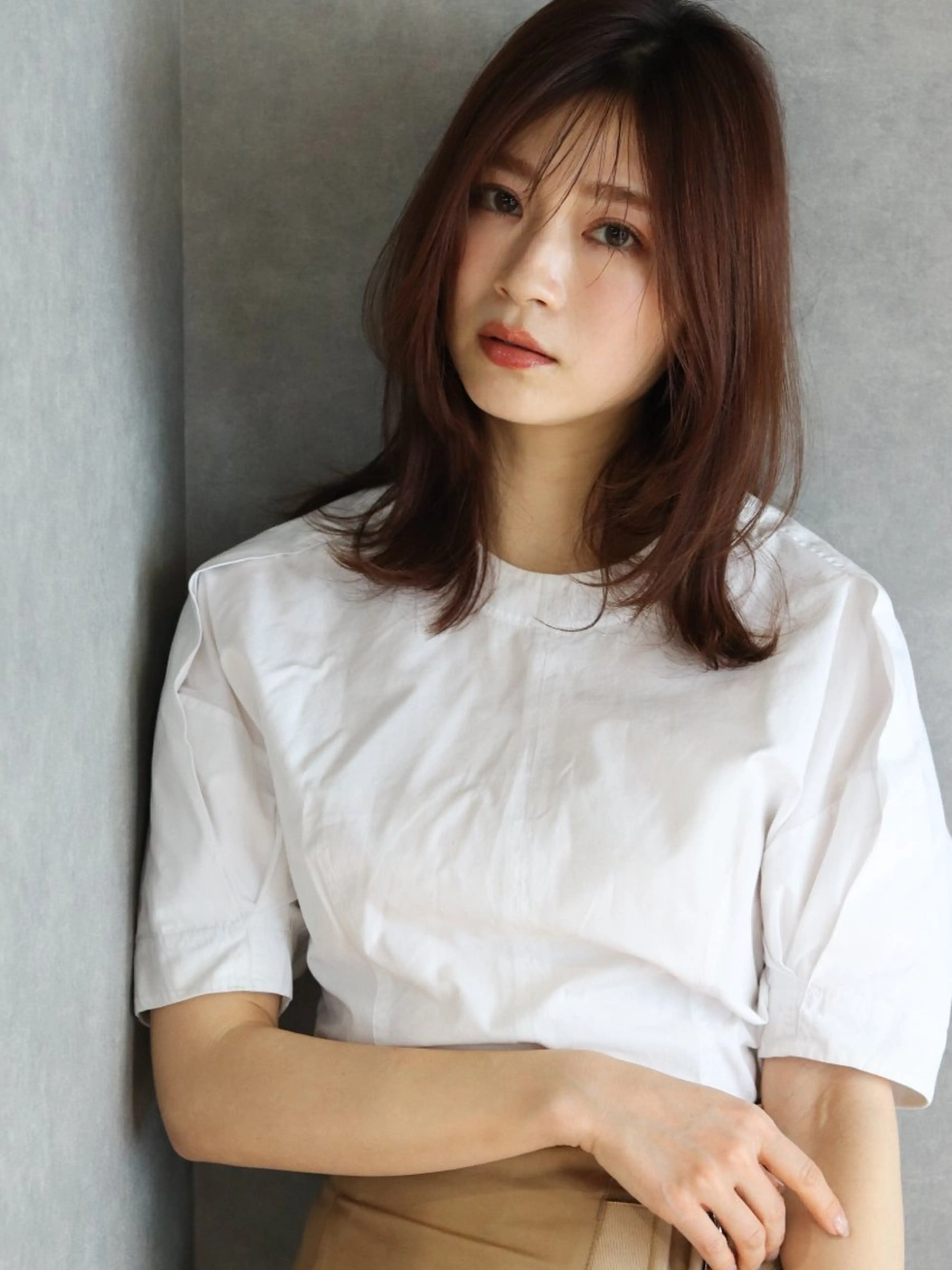 セミロング 柔らかい透明感カラー 髪質改善/神戸のヘアスタイル