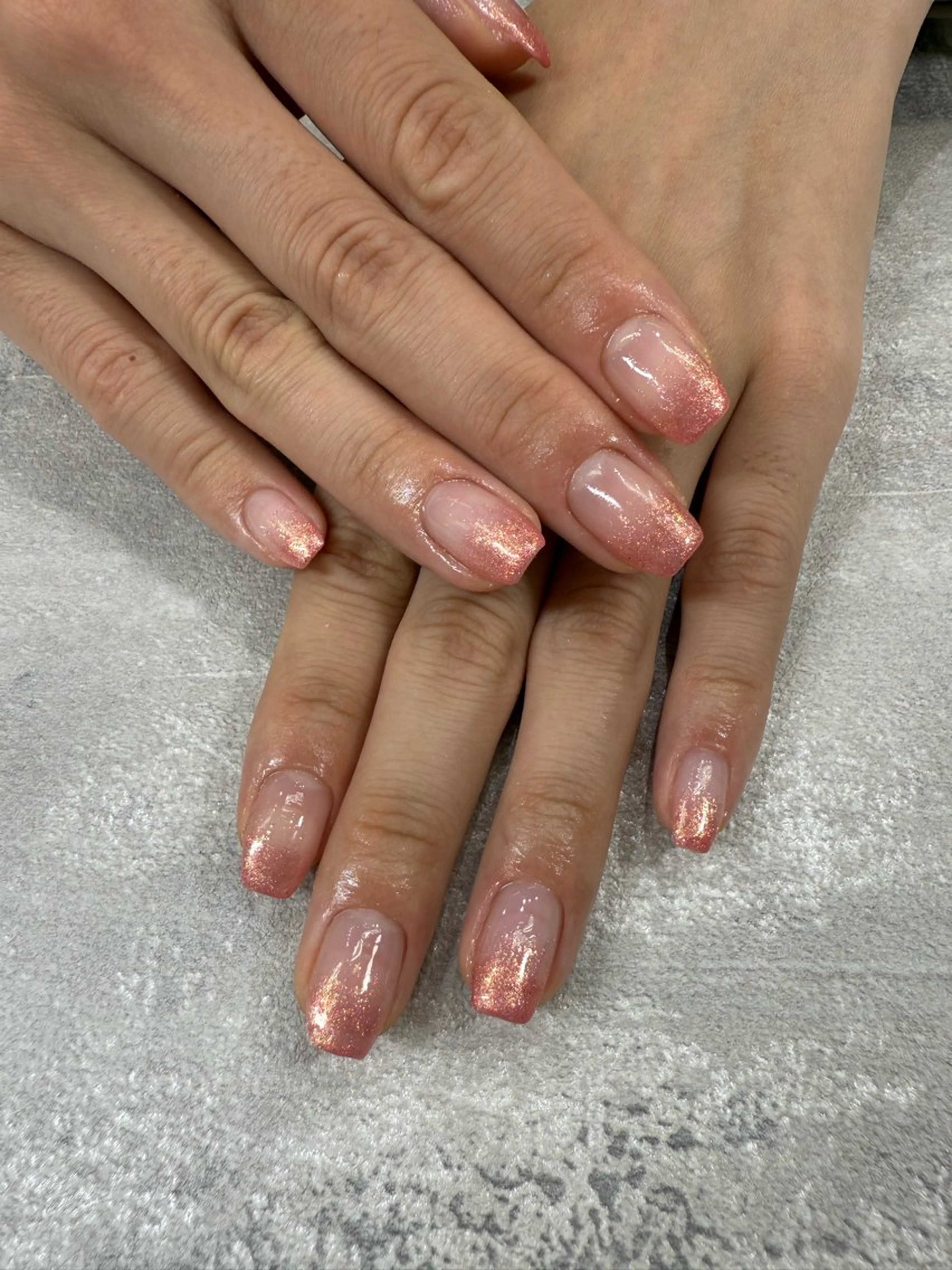 ネイル キラキラネイル 小野里 七海のネイルデザイン