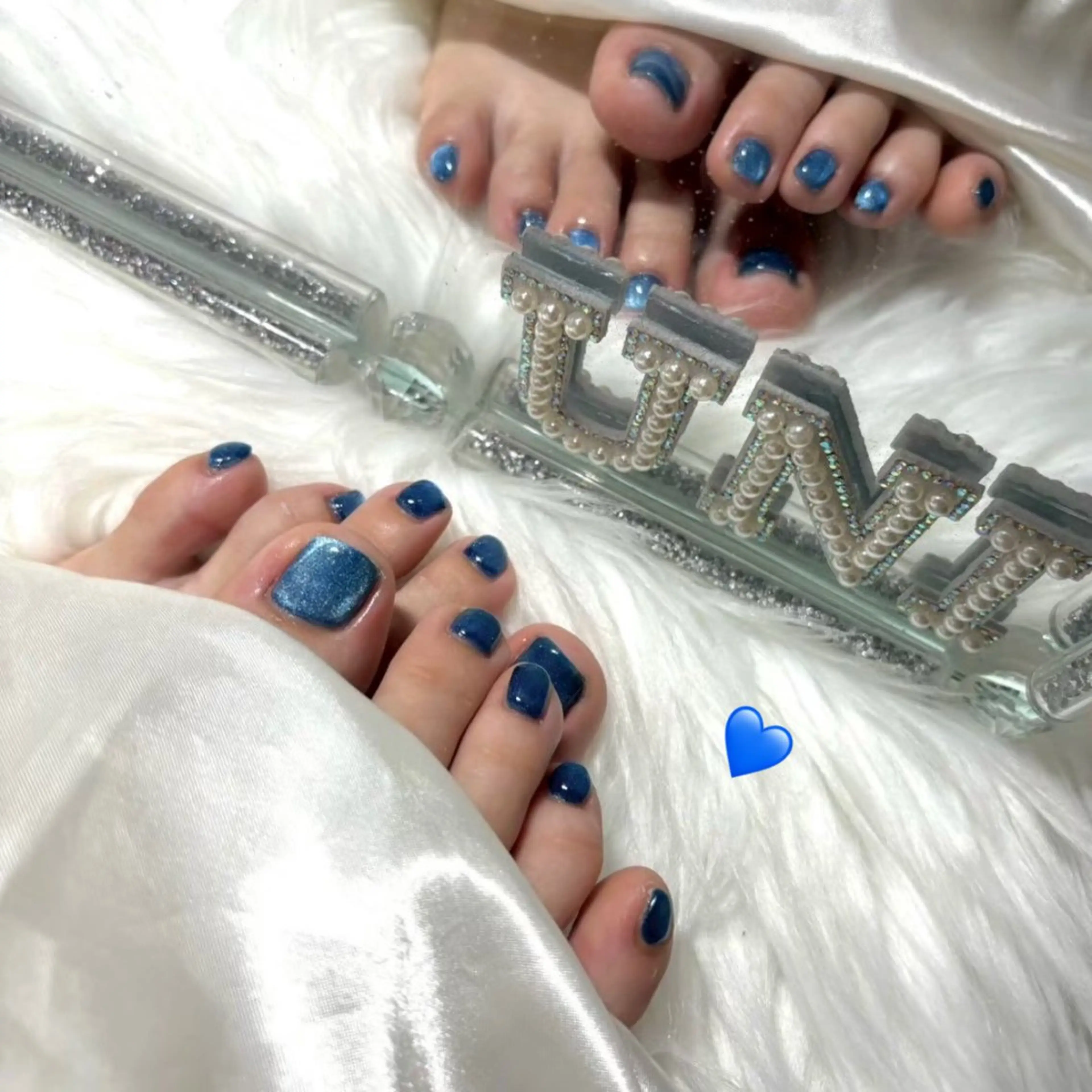 ネイル ジェルネイル マグネットネイル uni. Harukaのネイルデザイン