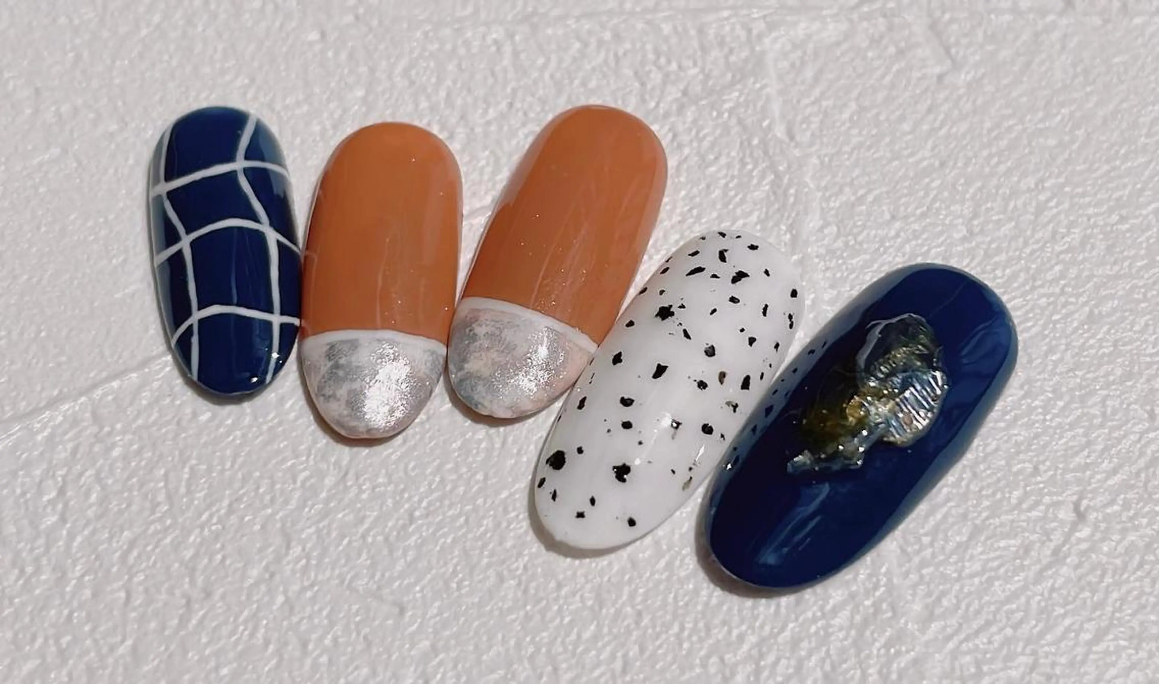 ネイル マツエク・マツパ まつげパーマ ボリュームラッシュ ジェルネイル ニュアンスネイル パラジェル 髙橋 敦子のマツエク・マツパデザイン