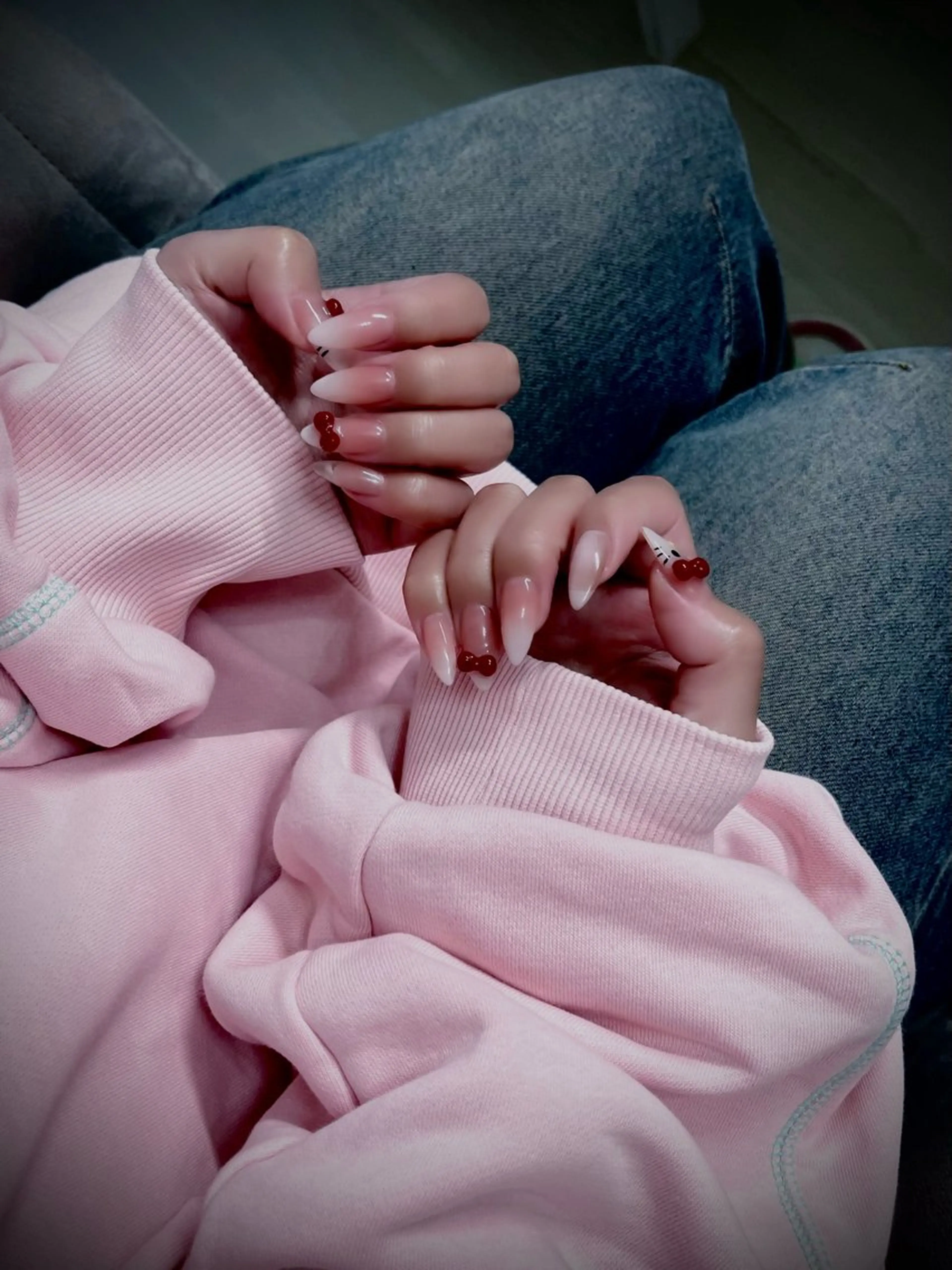 ネイル キラキラネイル マグネットネイル ワンカラーネイル スカルプネイル ワンホンネイル nine.🦋 YUKOのネイルデザイン