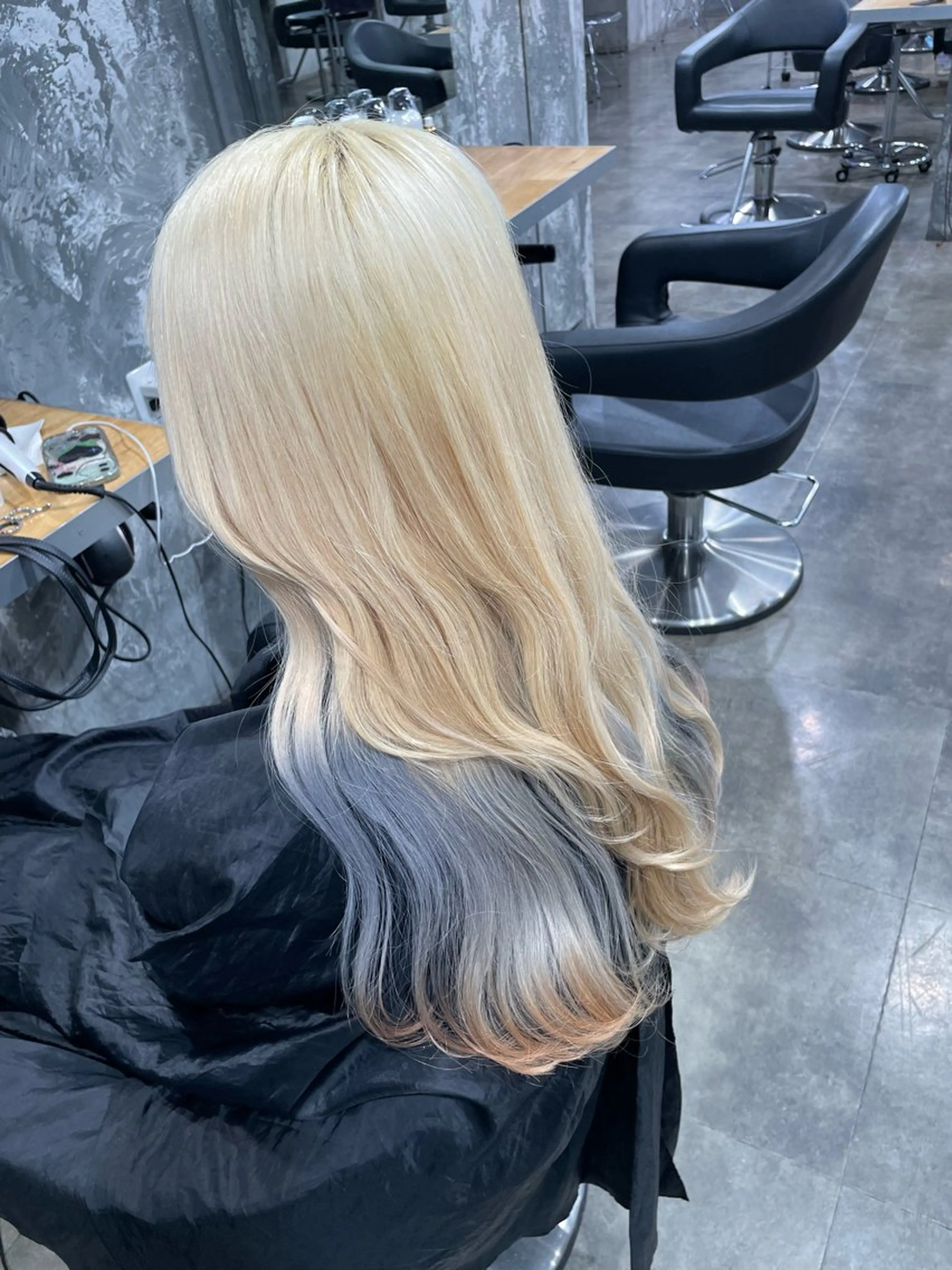 ロング カラー ヘアカラー ハイトーン 横浜💞ミオのヘアスタイル