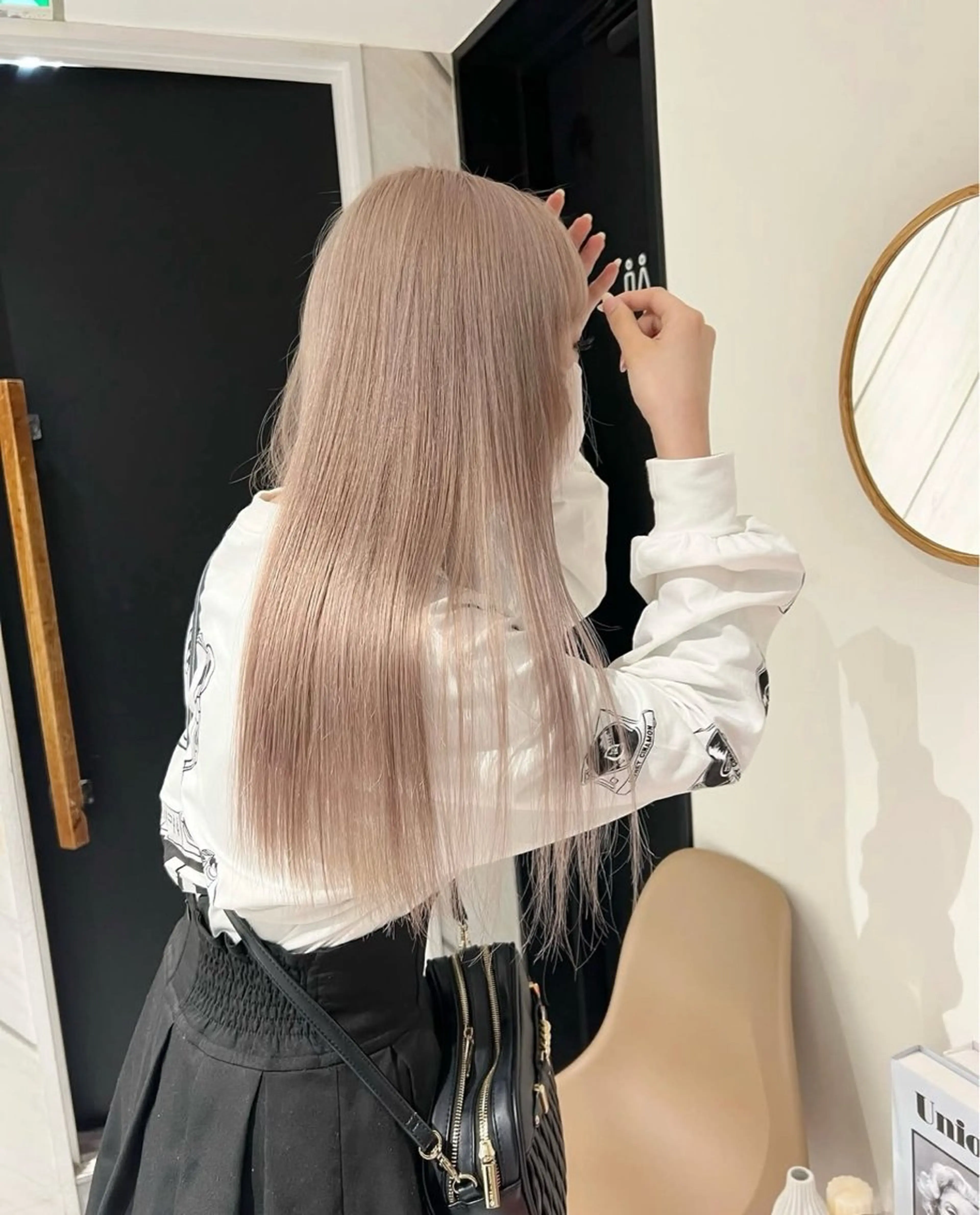 ロング ハイトーンカラー/ 梅田/Aikaのヘアスタイル