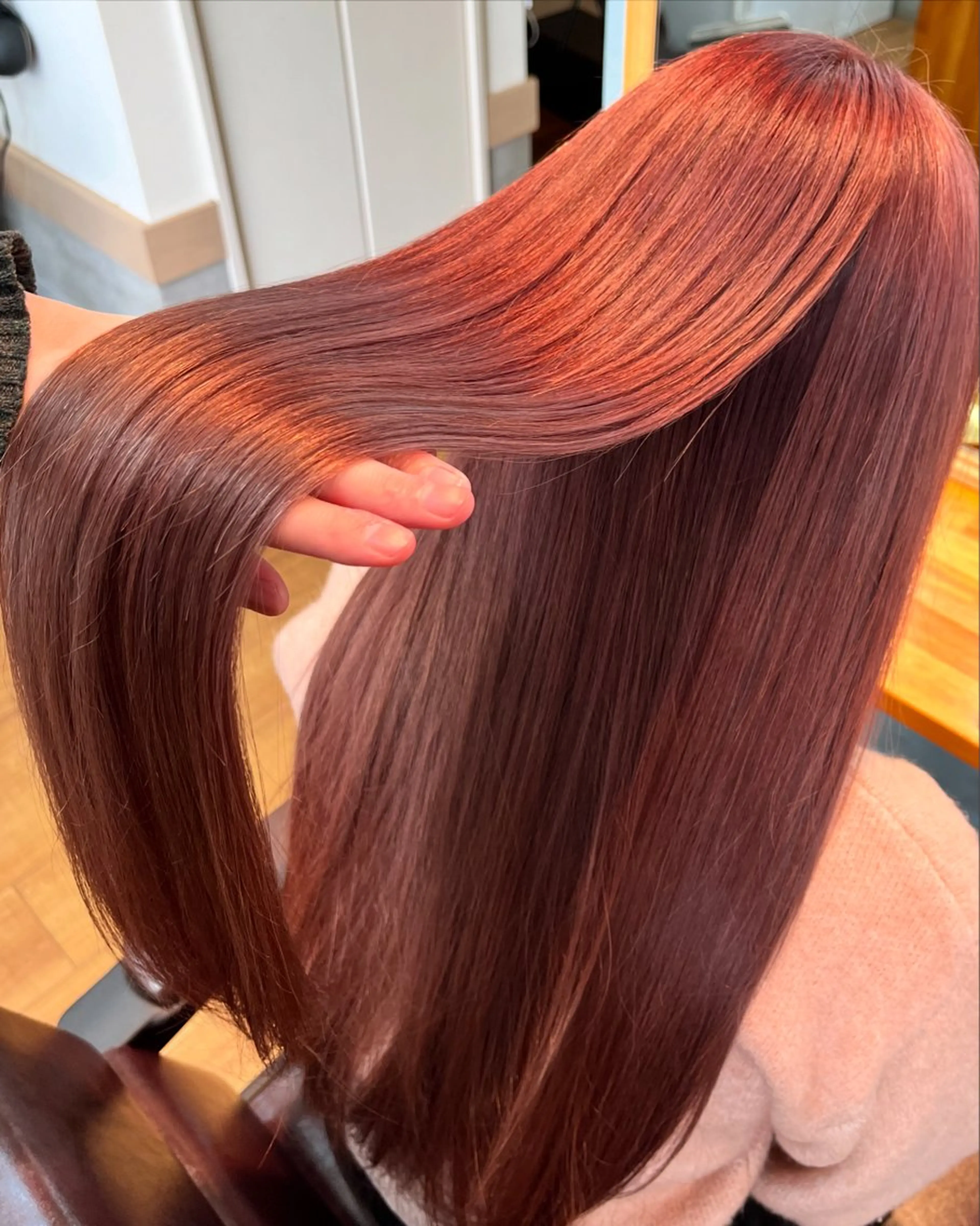 ロング カラー ダブルカラー インナーカラー 髪質改善 ヘアカラー トリートメント 🫧艶髪デザイナー 🫧白石航汰のヘアスタイル