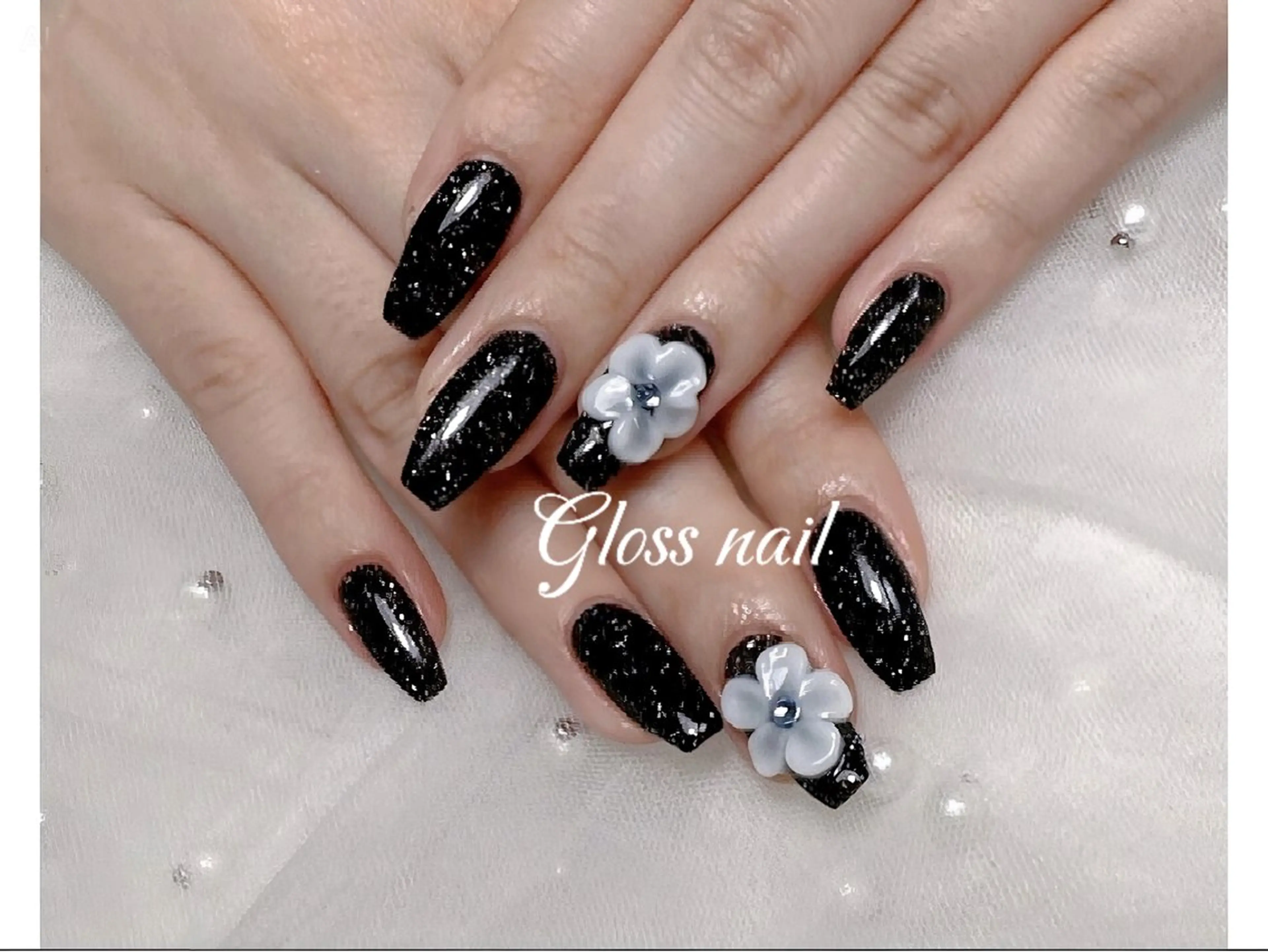 ネイル ハンドネイル Gloss nail 💅yuna✨のネイルデザイン