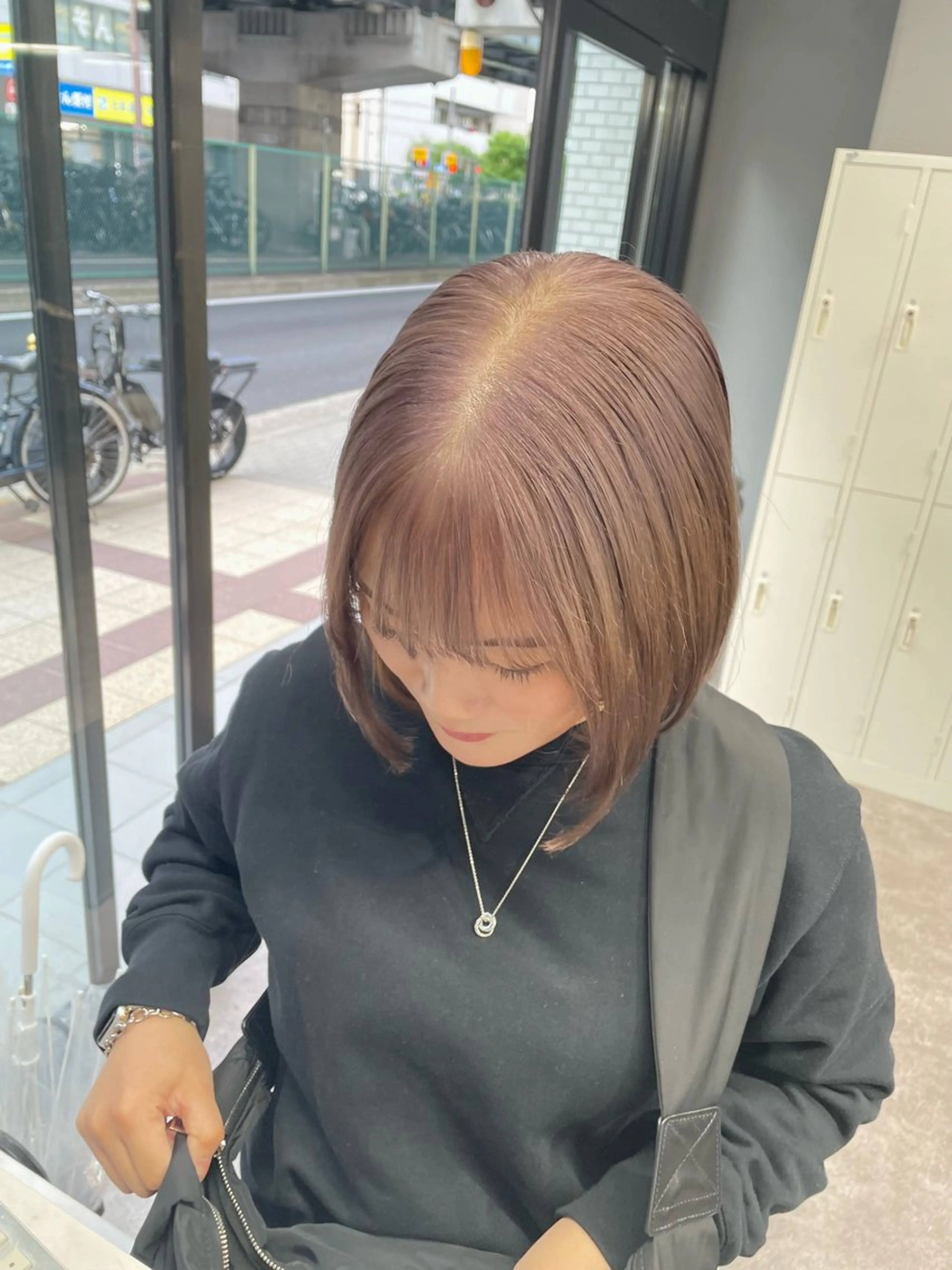 ショート カラー ベージュカラー ili心斎橋所属・🩵ハイトーン/ レイヤーYUZU🩵のヘアスタイル