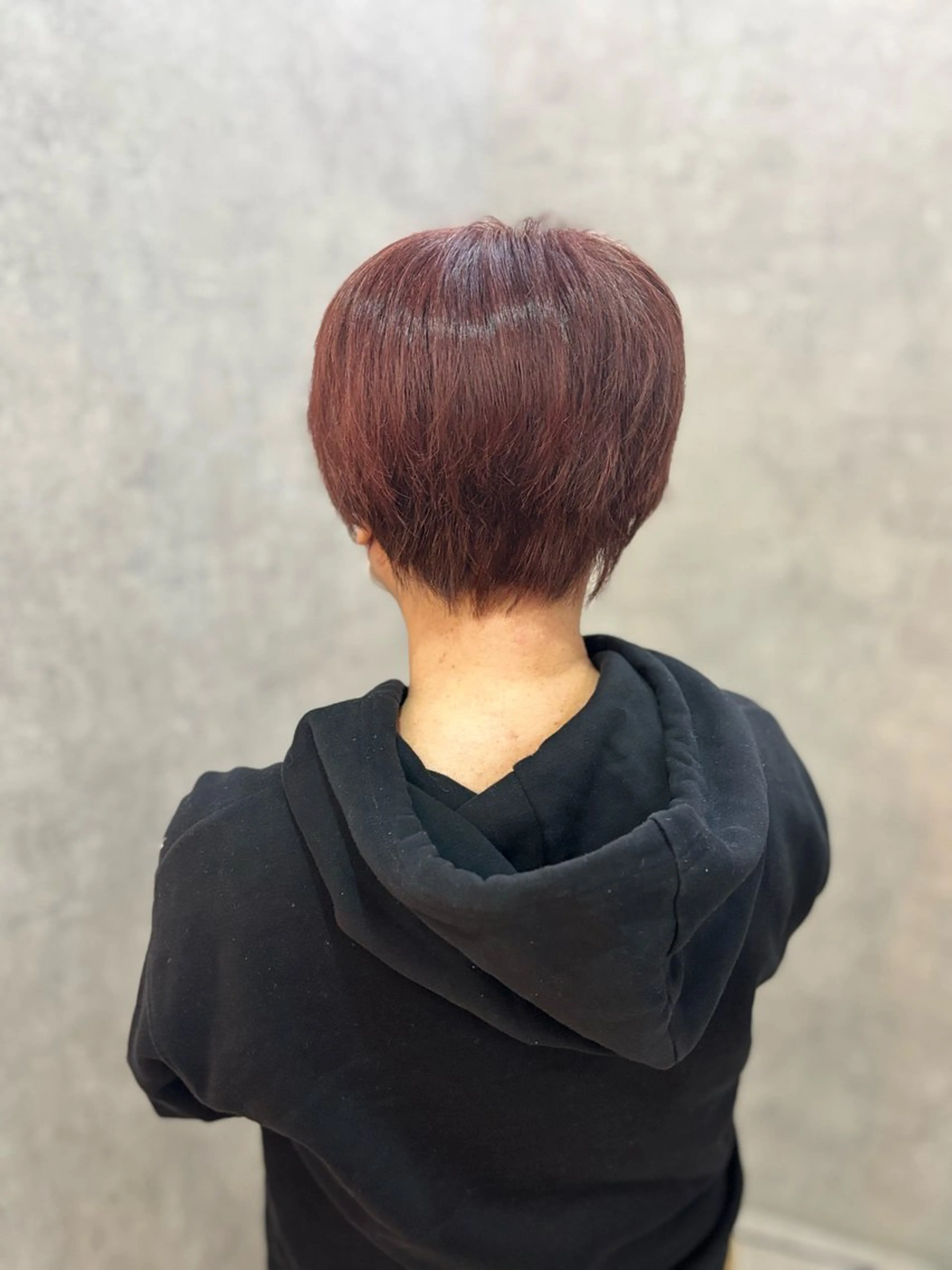 ショート カラー ブラウンカラー レッドカラー レッドブラウン 八尋 悠希のヘアスタイル