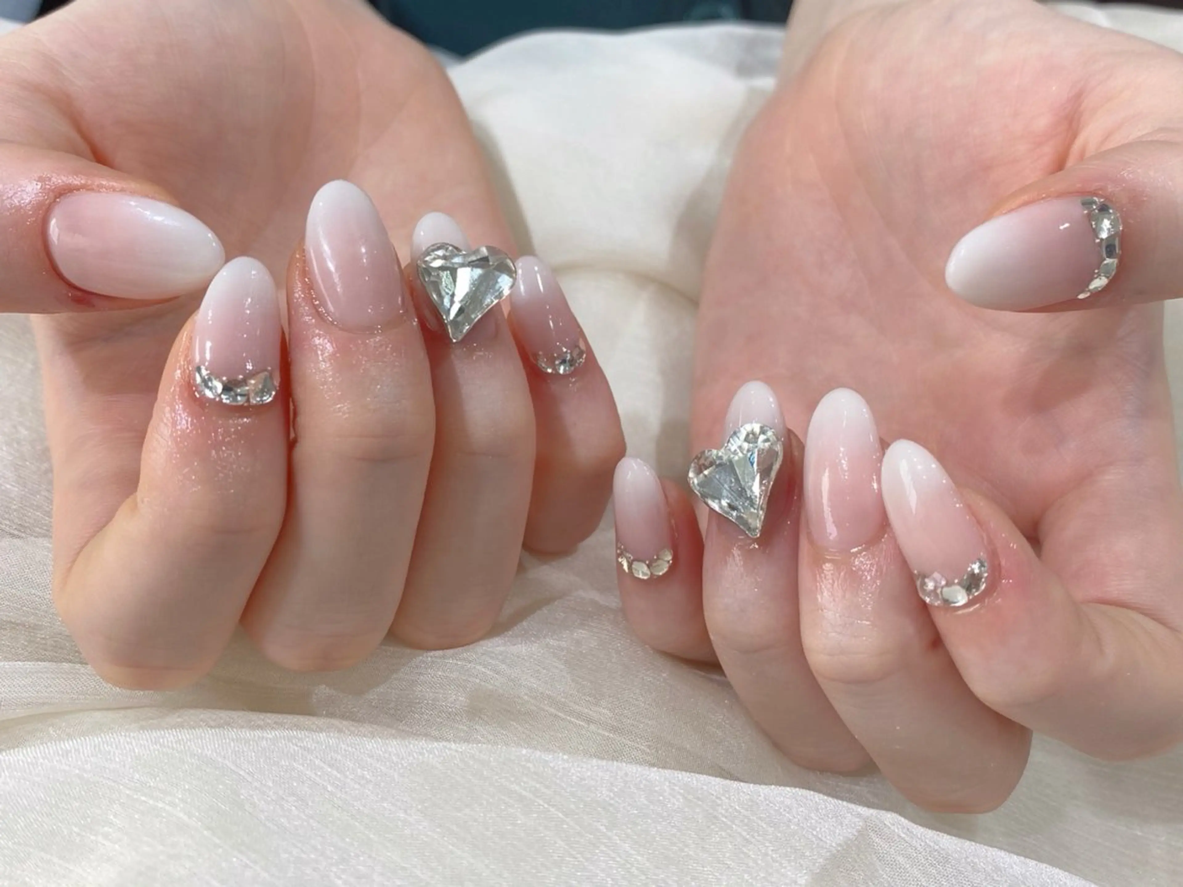 ミディアム ハンドネイル Nail  R💫 naoのネイルデザイン