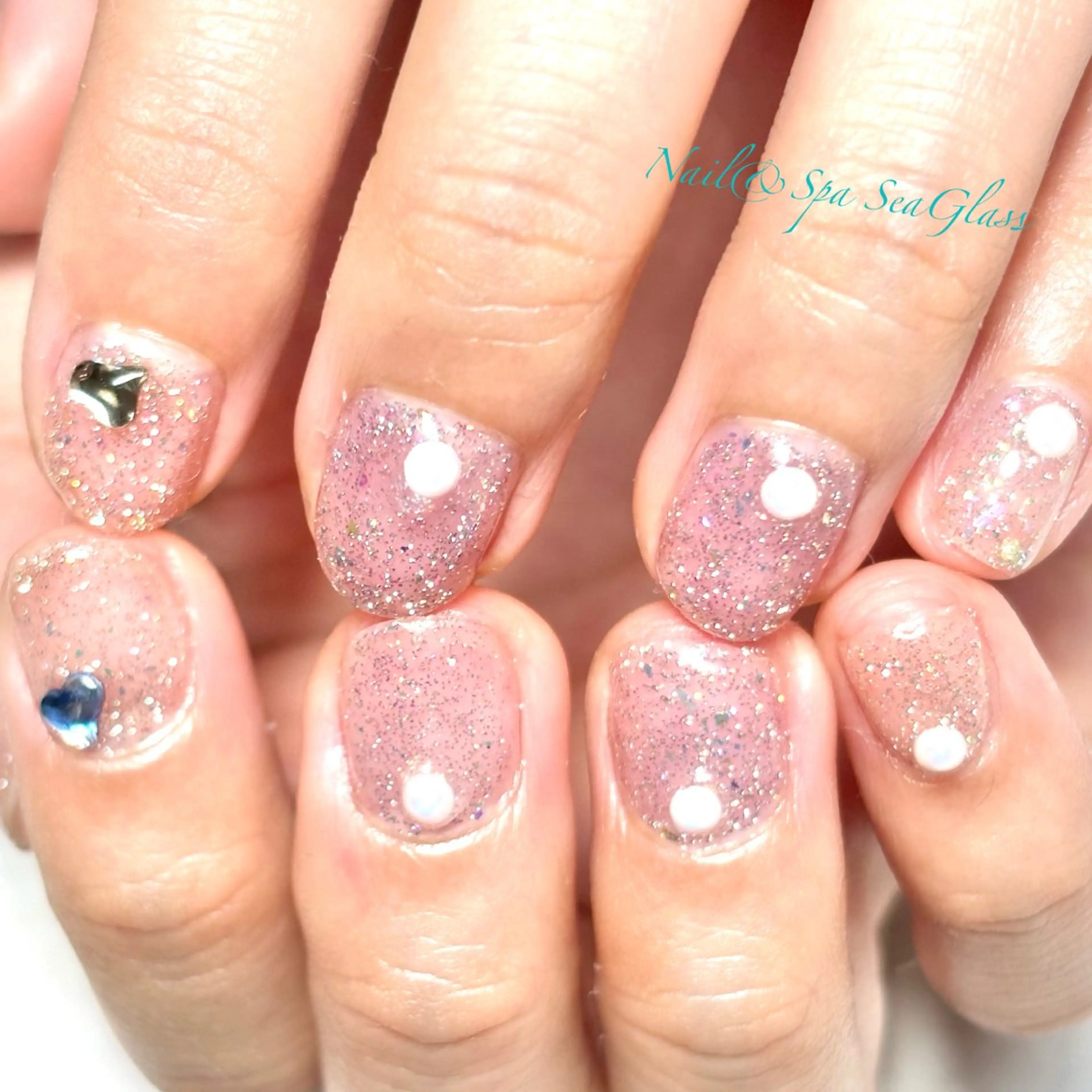 ネイル フラッシュネイル キラキラネイル Nail&Spa SeaGlass所属・SeaGlass tomoのネイルデザイン