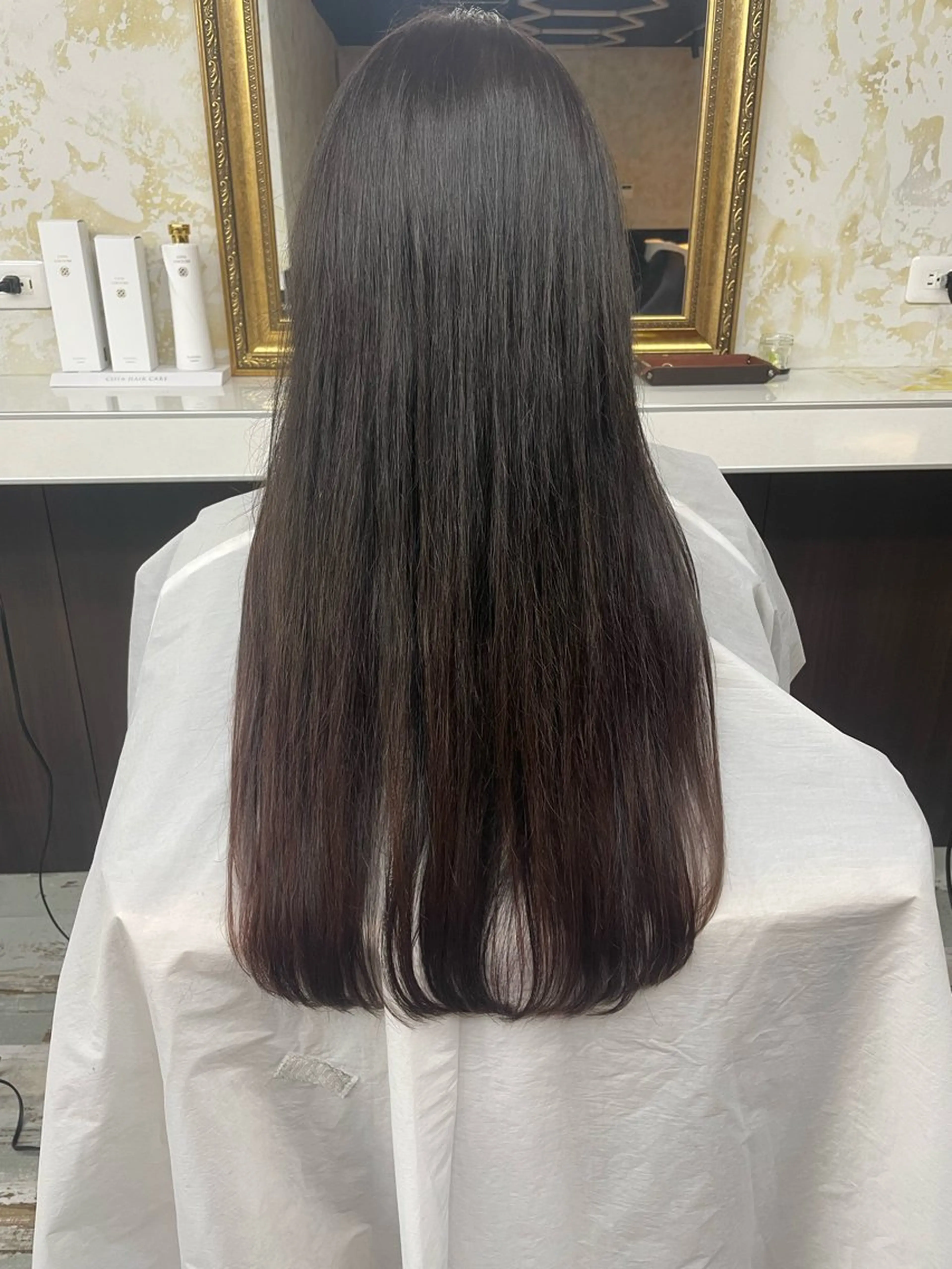 ロング レイヤーカット カット ヘアカラー トリートメント 佐藤 亮のヘアスタイル