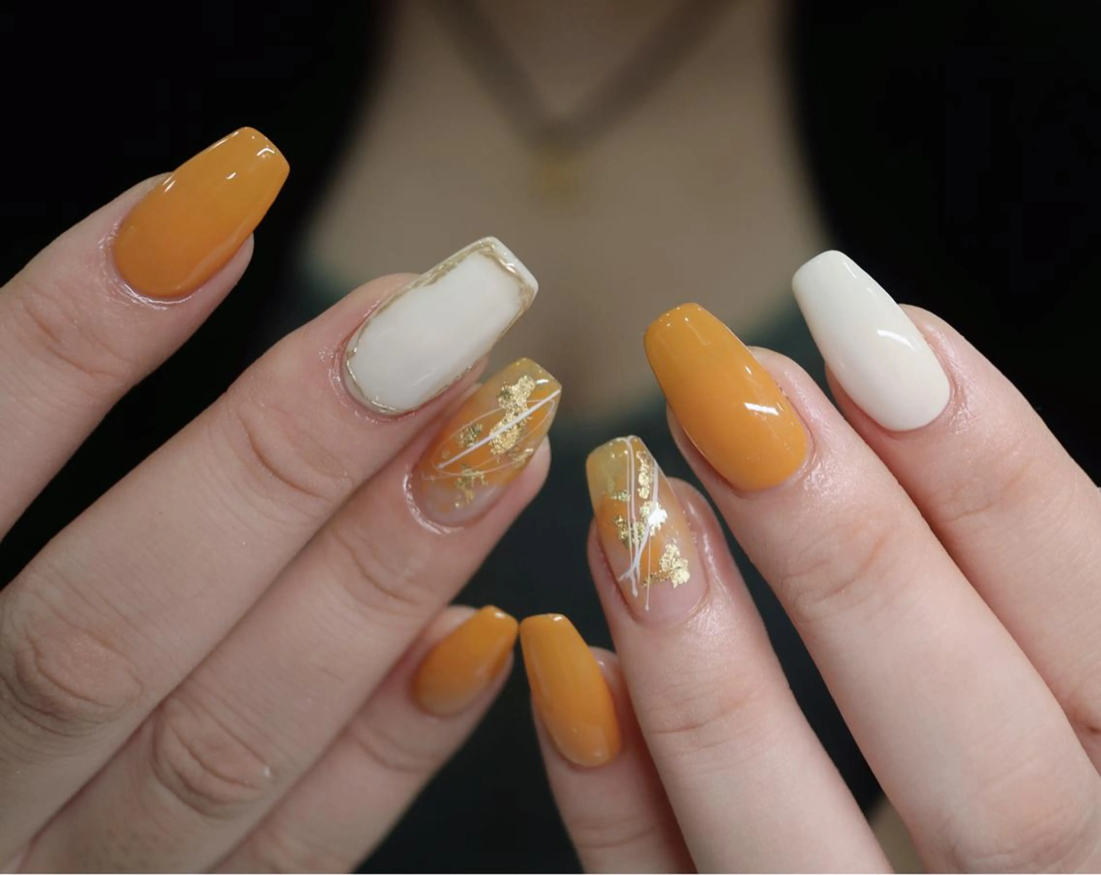 ミディアム Kaka Nailsのネイルデザイン