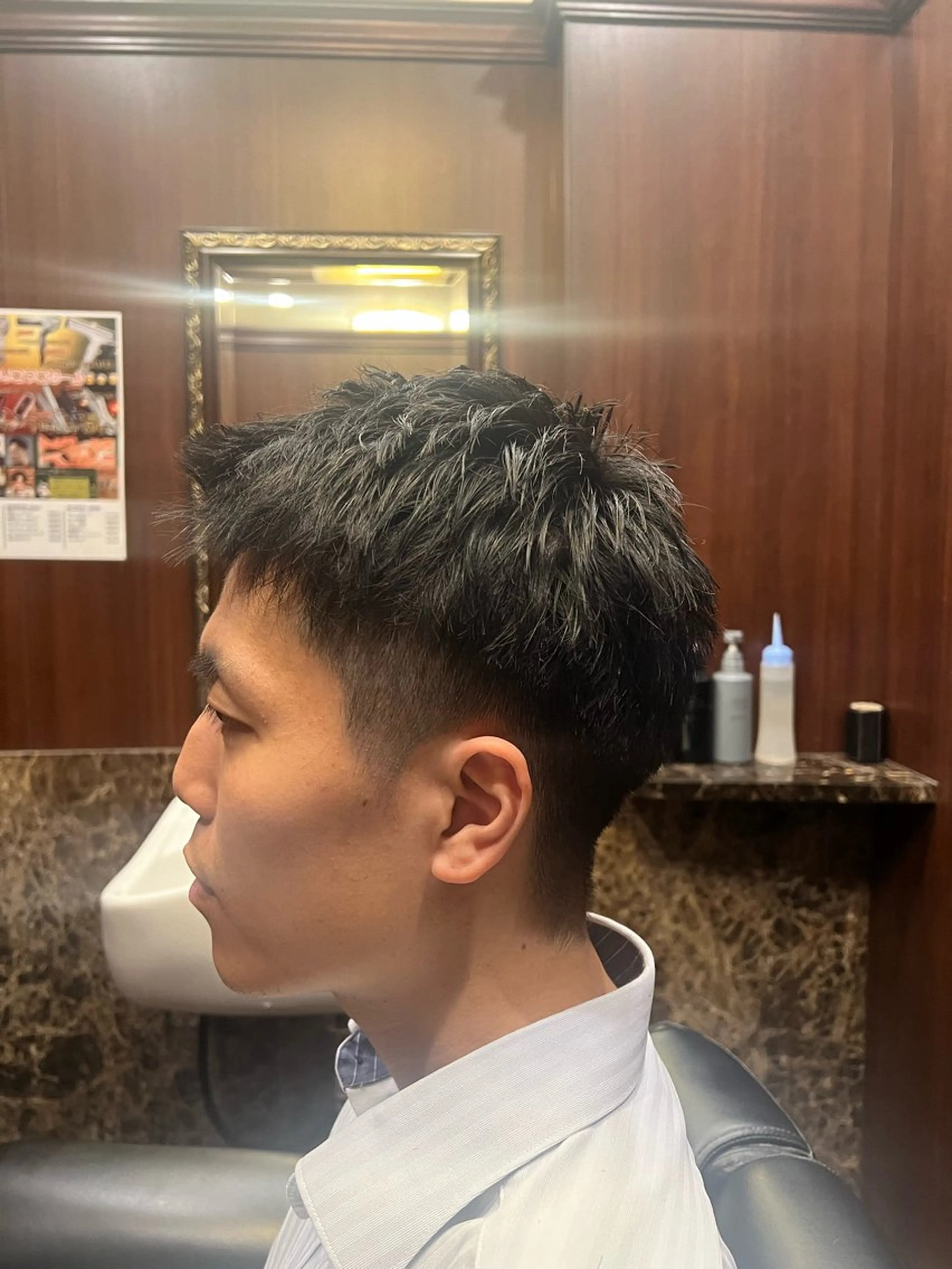 ショート ヒロ銀座バーバーショップ丸の内所属・秋山 琳太のヘアスタイル
