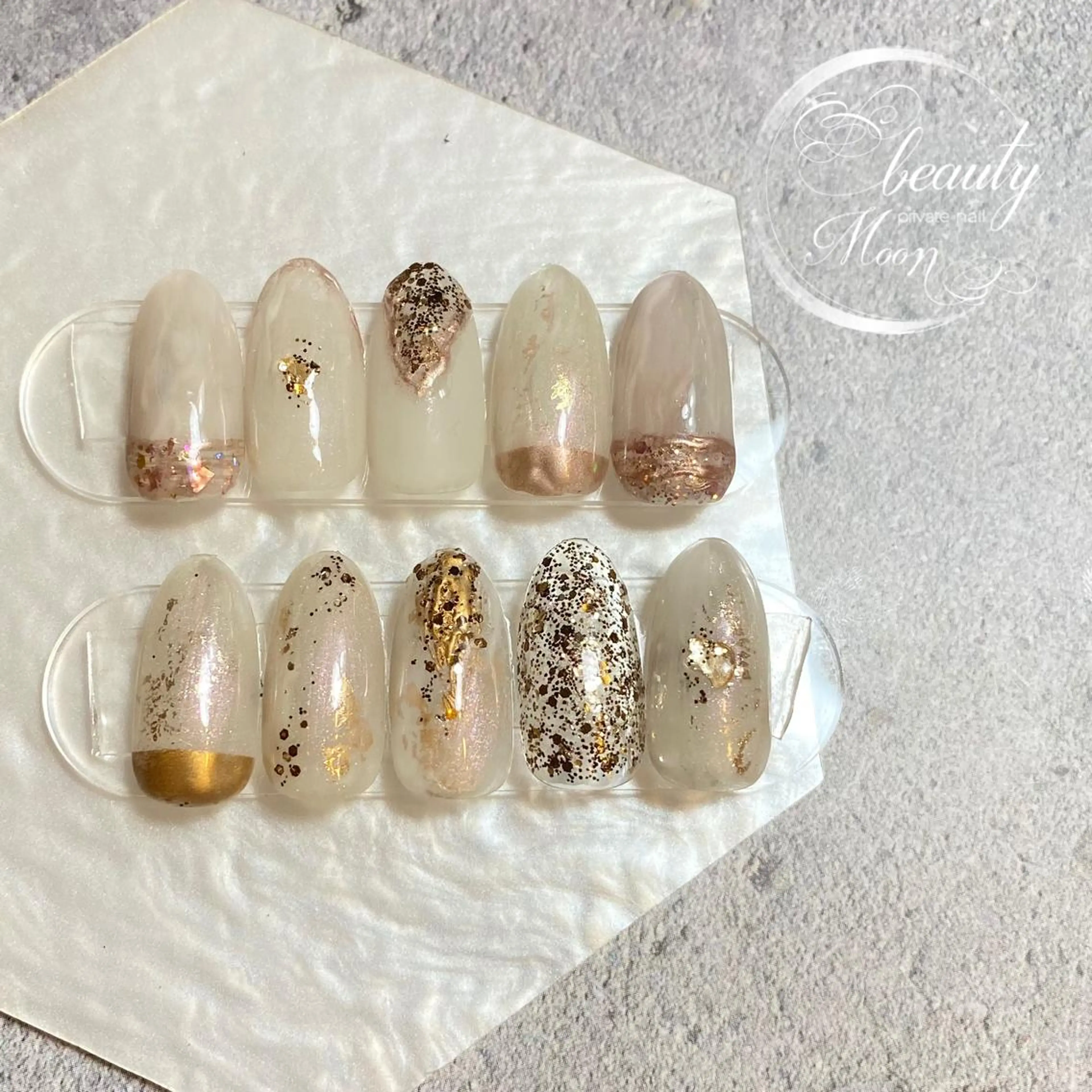 ネイル アートネイル ハート ミラーネイル ニュアンスネイル ハンドネイル beauty ☪︎moonのネイルデザイン