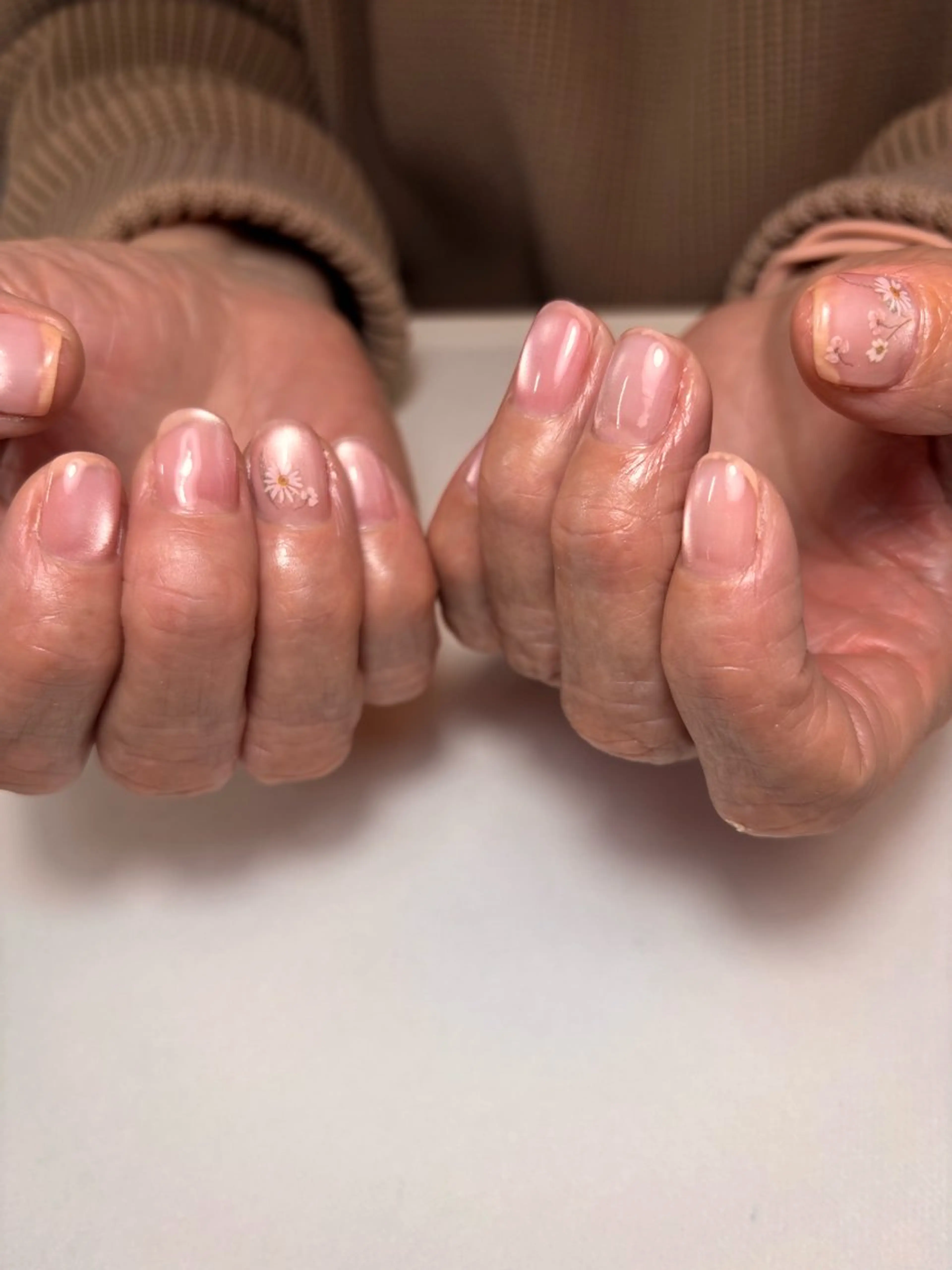 ネイル ハンドネイル is.nail 🌷sonokoのネイルデザイン