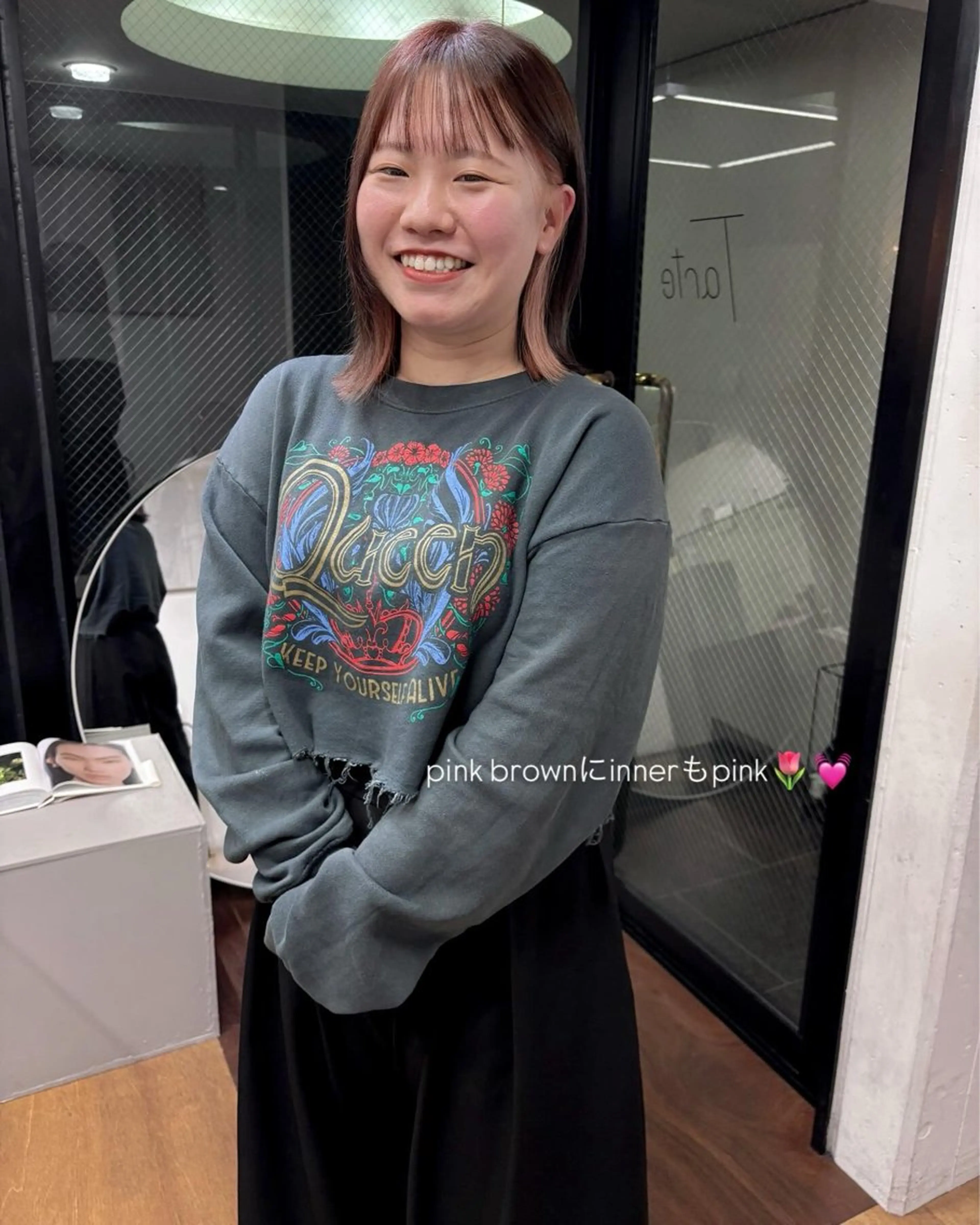 ミディアム カラー インナーカラー ピンクカラー ボブ 柔らかストレートと ツヤカラー/和田陽向のヘアスタイル