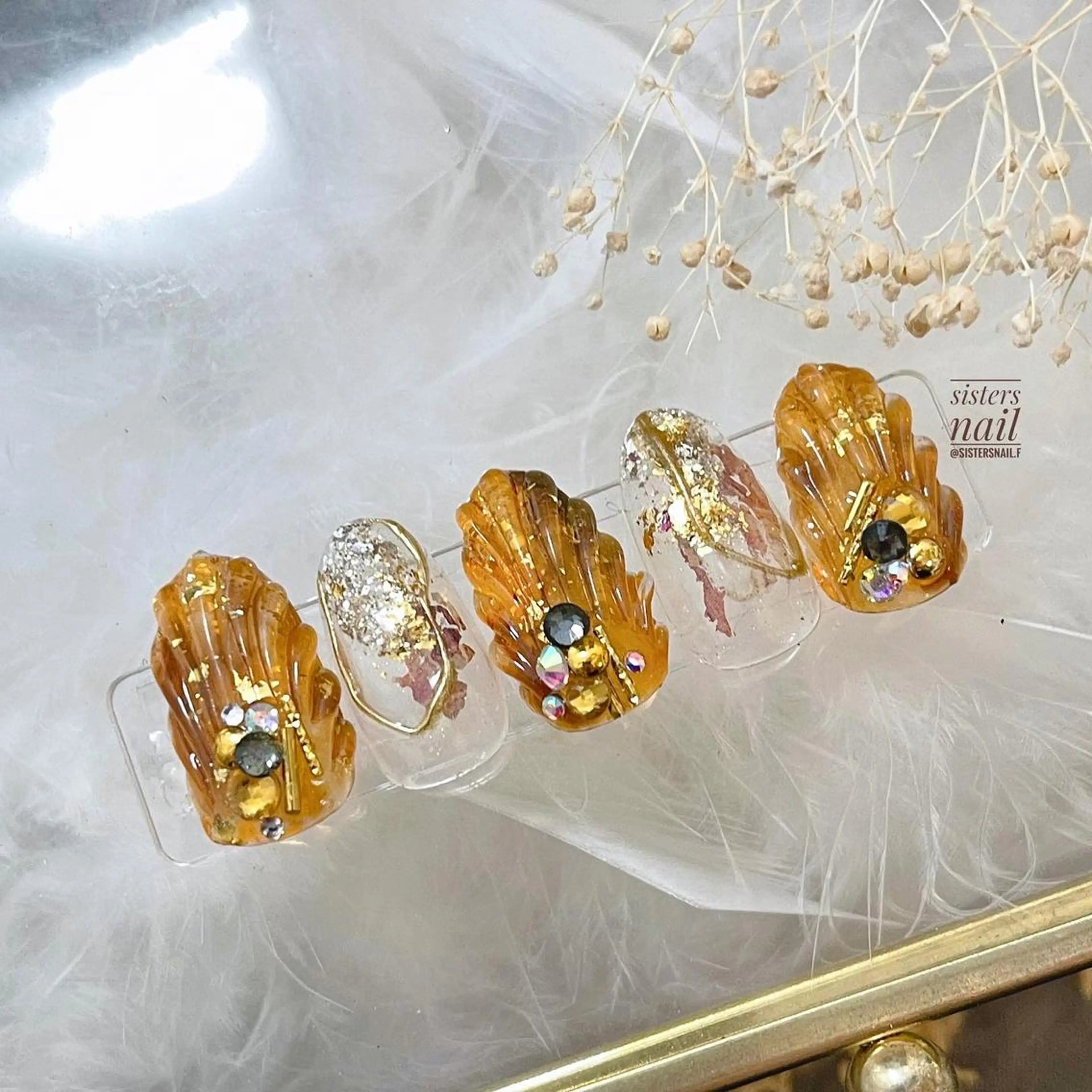 ネイル アートネイル べっ甲ネイル ジェルネイル ゴールド ニュアンスネイル sisters nail.fのネイルデザイン