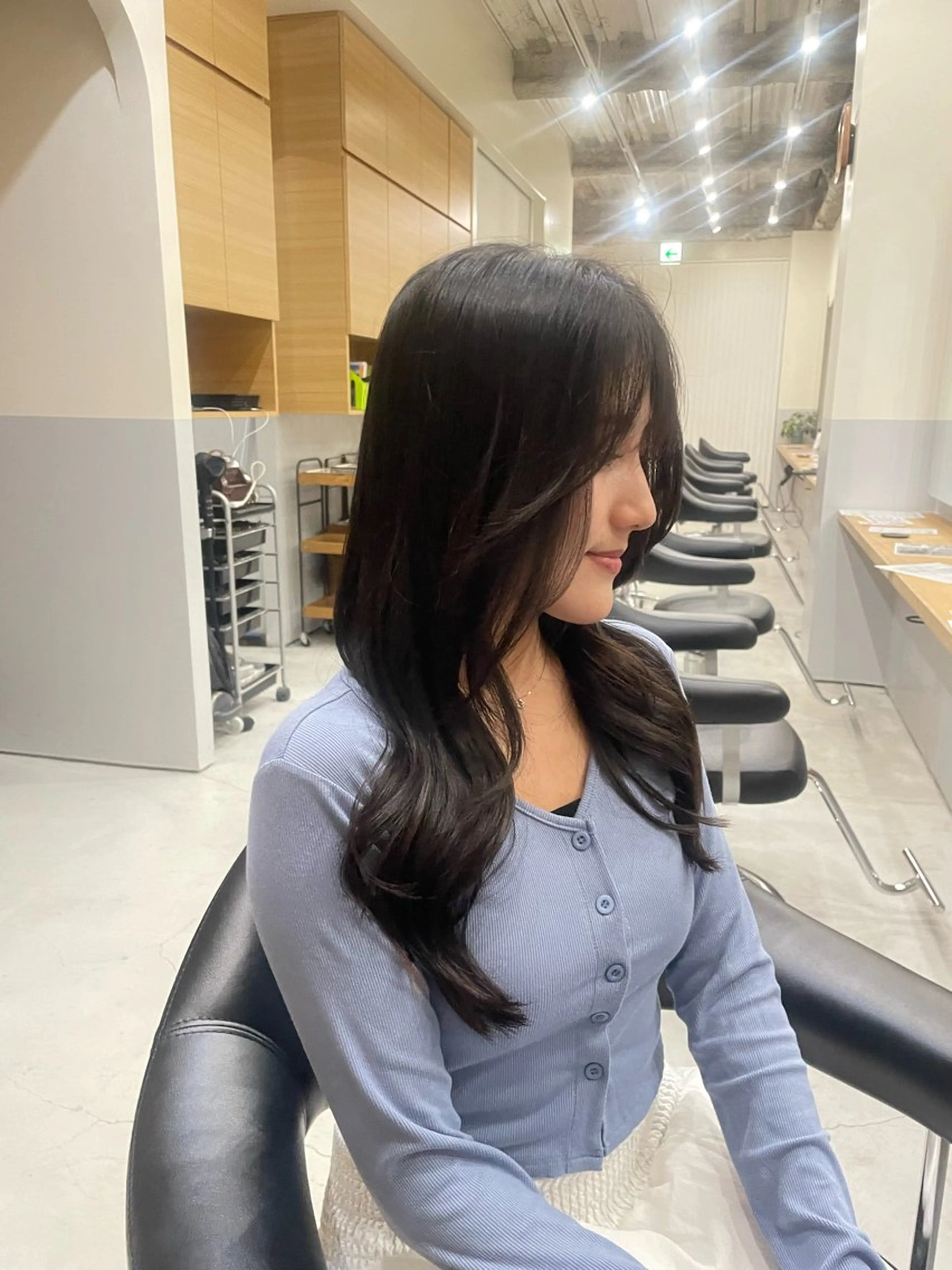 ロング 顔周りカット レイヤーカット 小久保 里紗のヘアスタイル