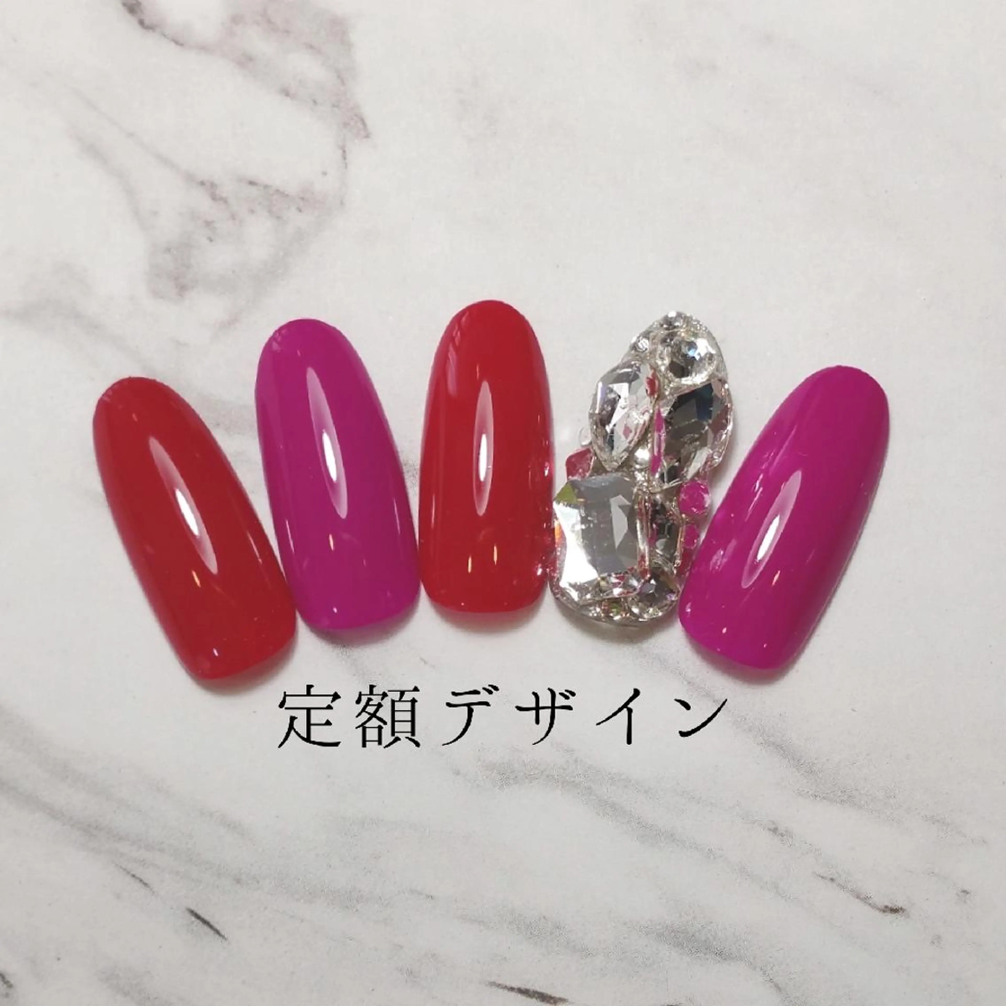 ネイル ハンドネイル 柴田 彩のネイルデザイン